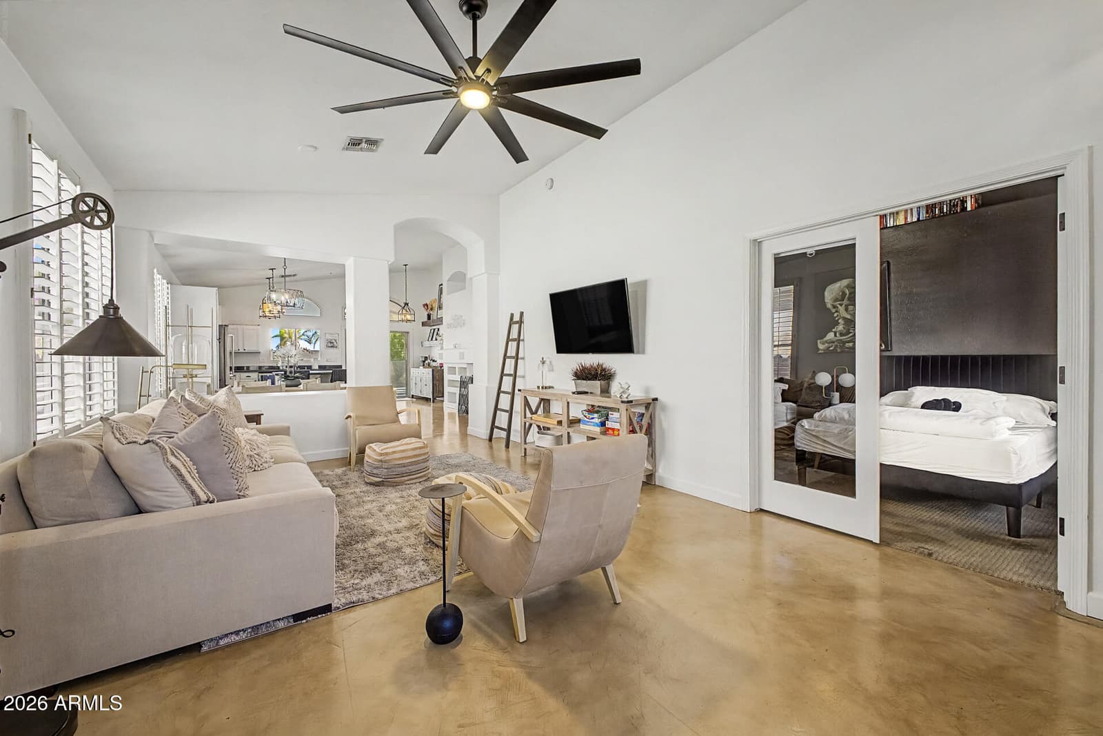 8143 E MICHELLE Drive, Scottsdale, AZ 85255 — photo 4 of 27