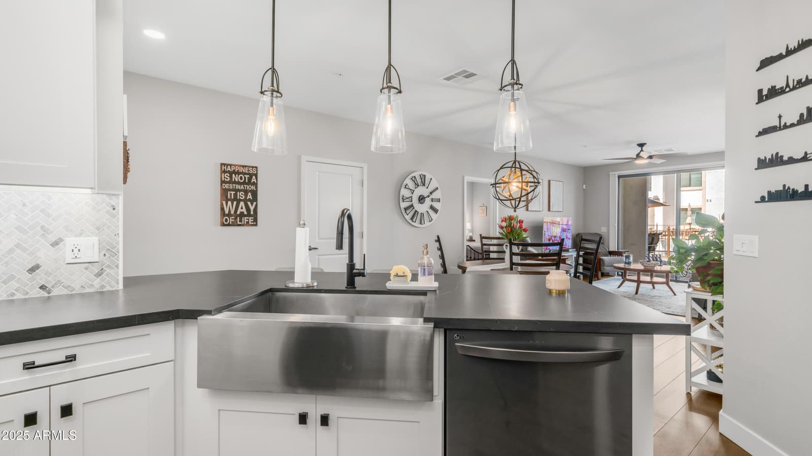 2511 W QUEEN CREEK Road 166, Chandler, AZ 85248 — photo 11 of 66