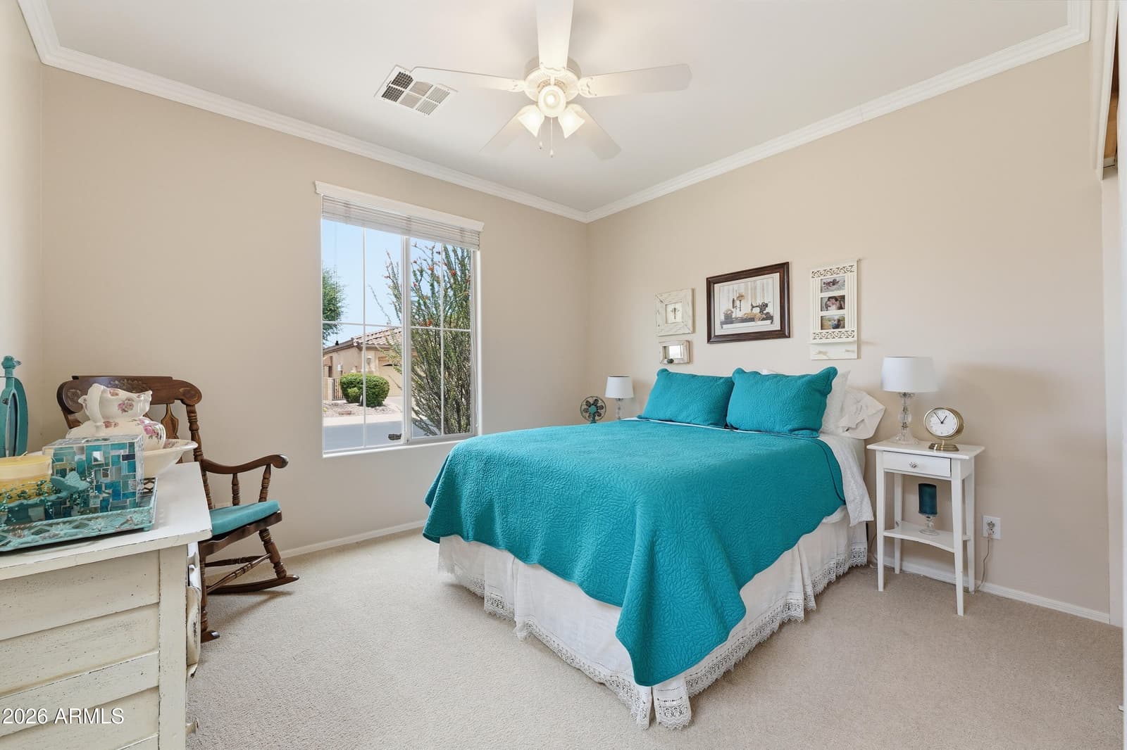 4073 E CAROB Drive, Gilbert, AZ 85298 — photo 8 of 35