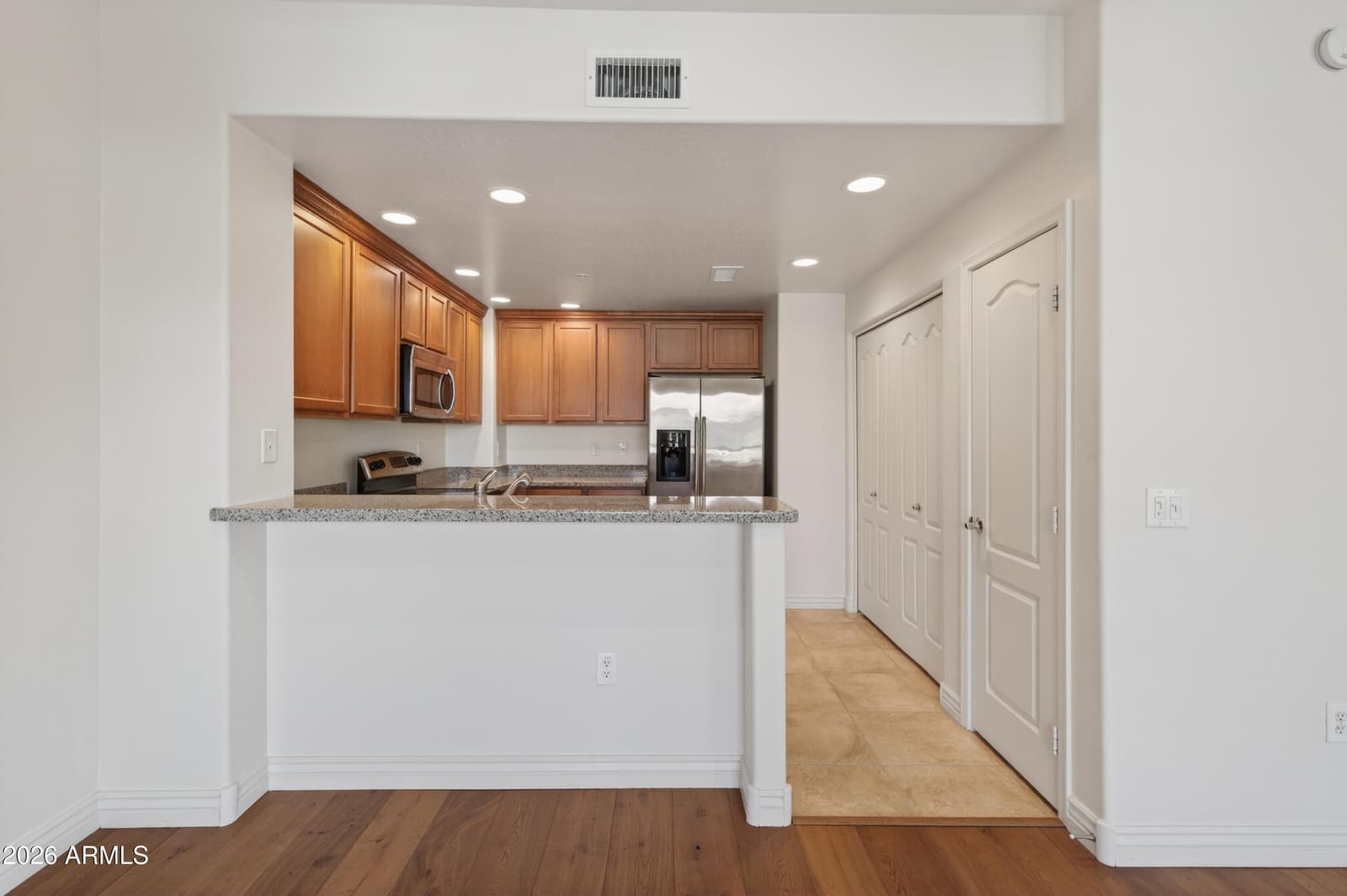 21320 N 56TH Street 2069, Phoenix, AZ 85054 — photo 11 of 38