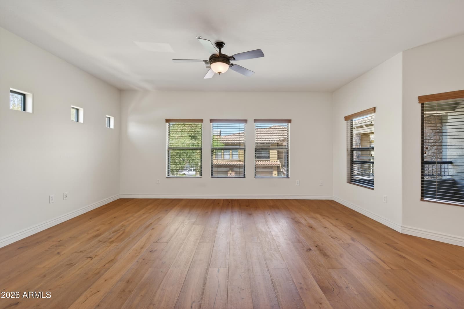 21320 N 56TH Street 2069, Phoenix, AZ 85054 — photo 5 of 38