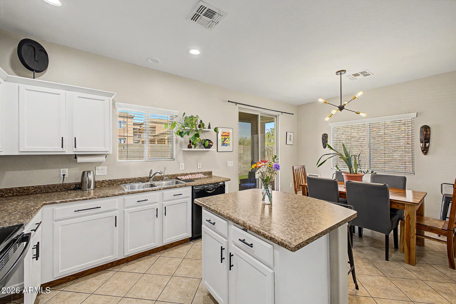 330 S AARON, Mesa, AZ 85208 — photo 9 of 27