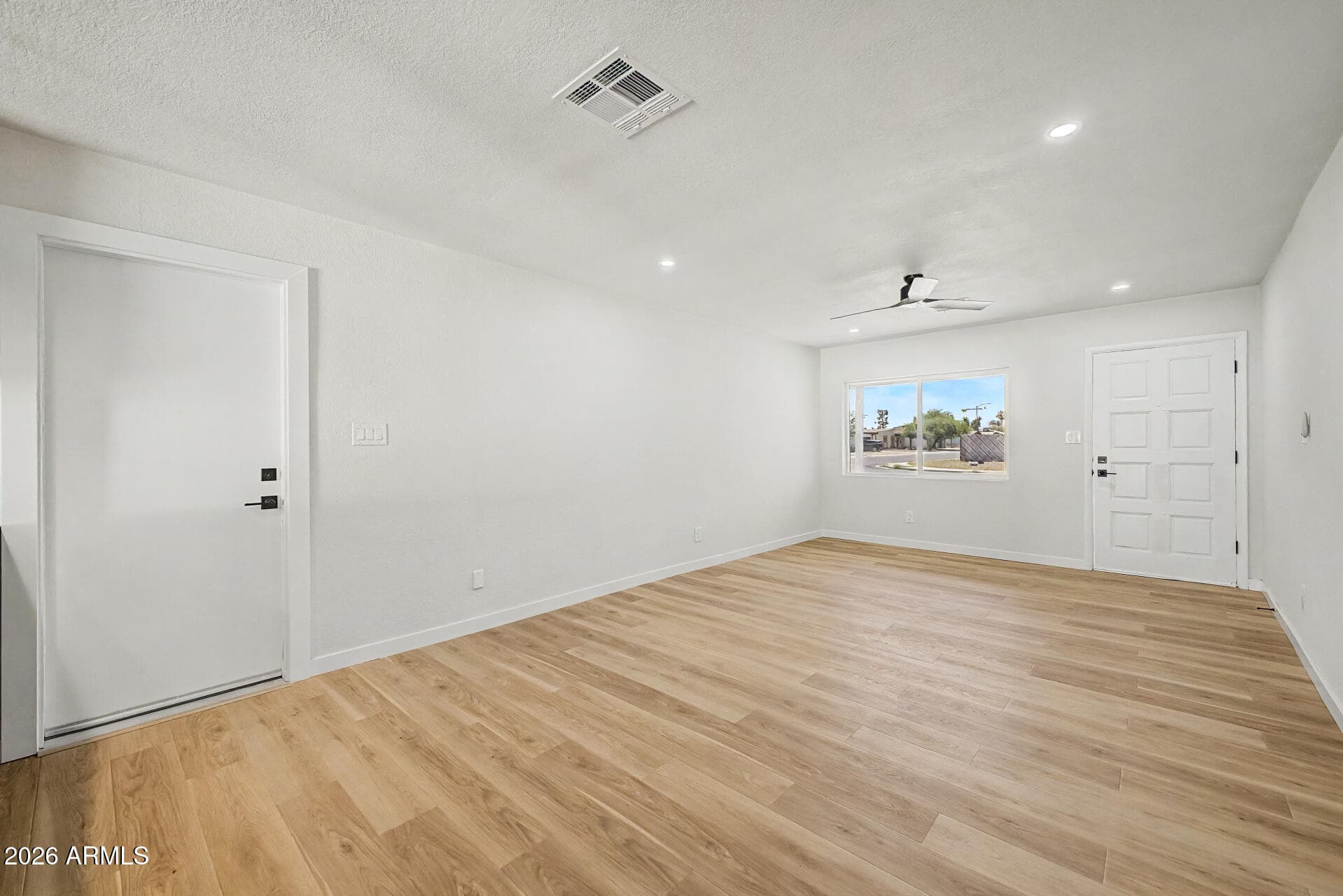 12637 N 31ST Street, Phoenix, AZ 85032 — photo 7 of 31