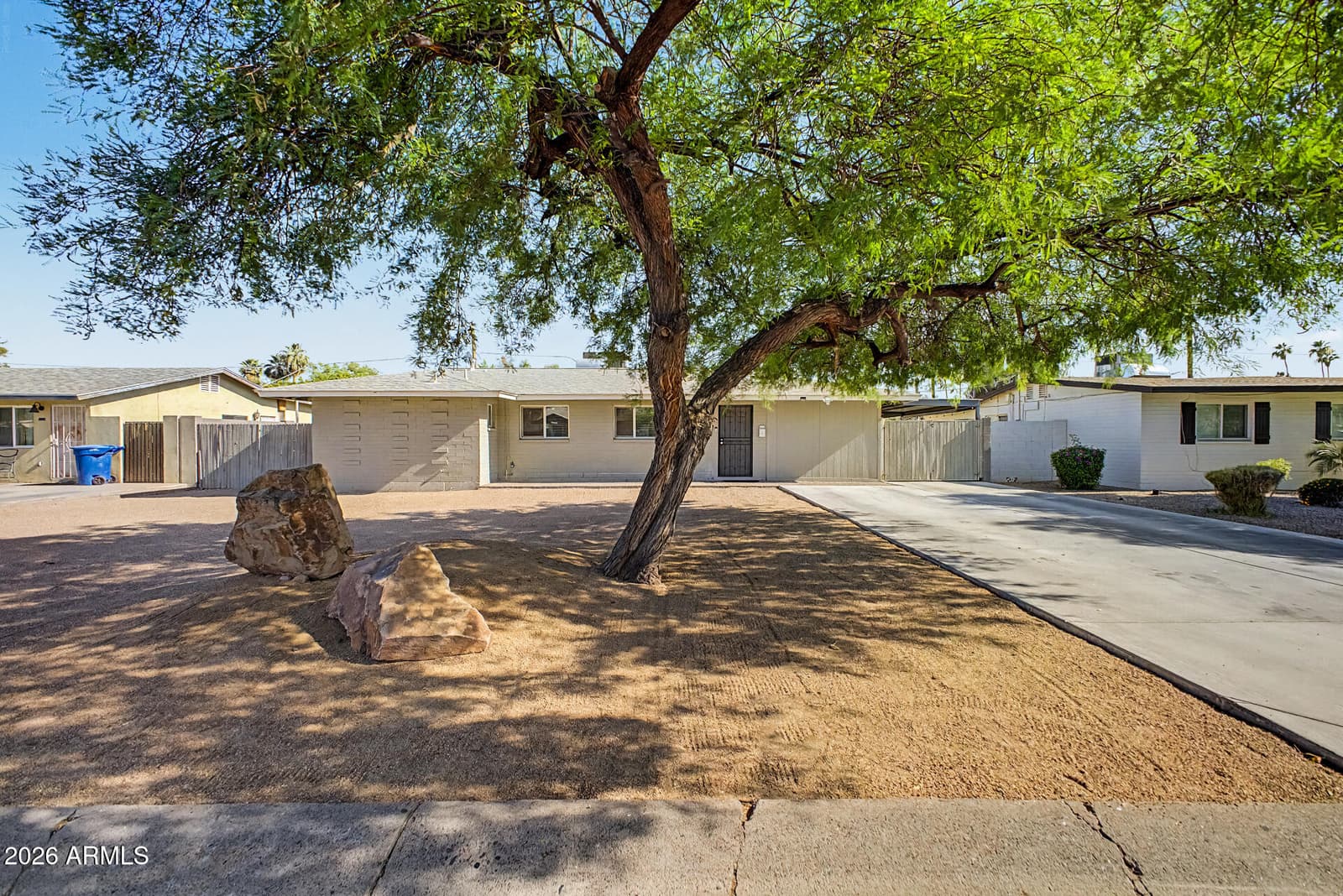 515 E VISTA DEL CERRO Drive, Tempe, AZ 85281 — photo 2 of 31
