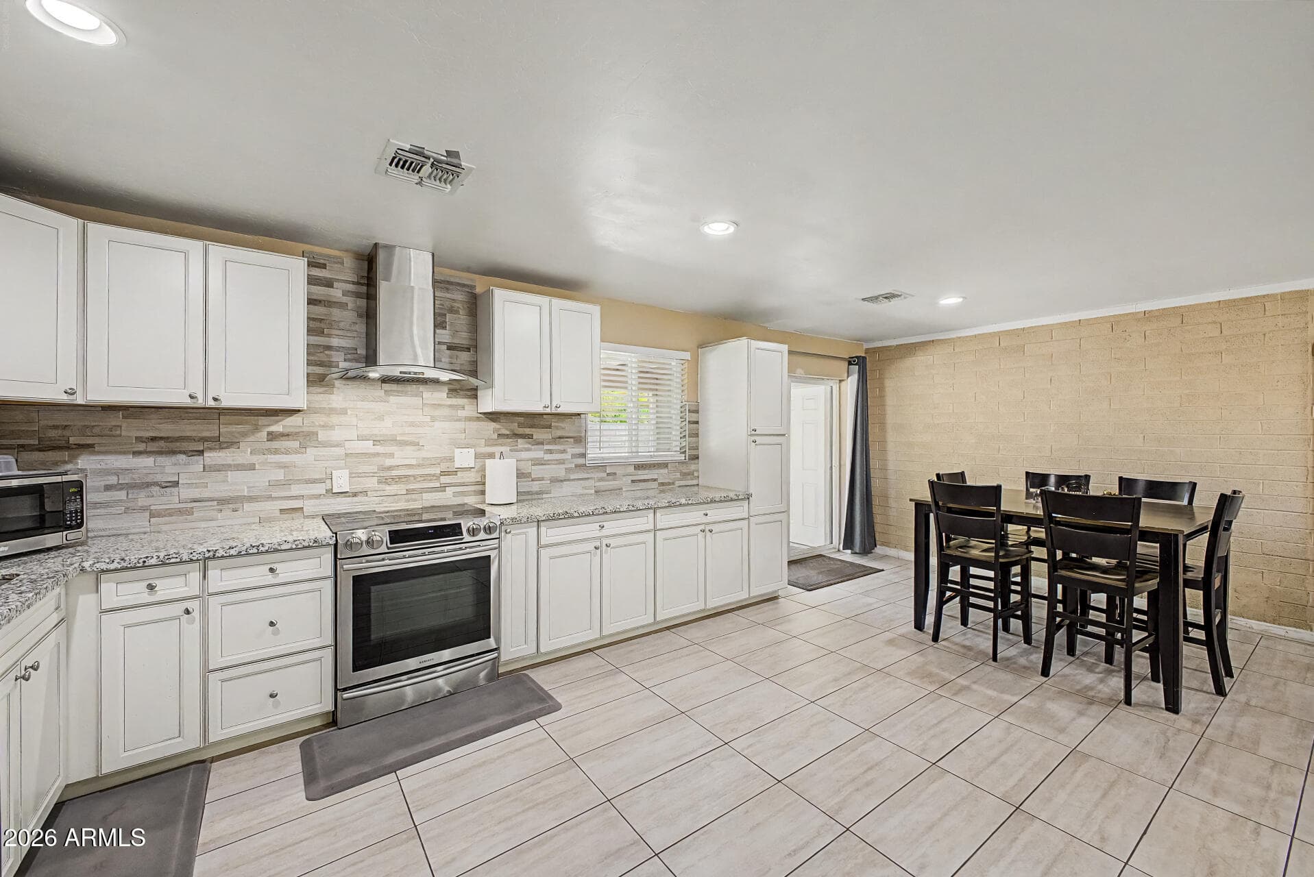 515 E VISTA DEL CERRO Drive, Tempe, AZ 85281 — photo 11 of 31