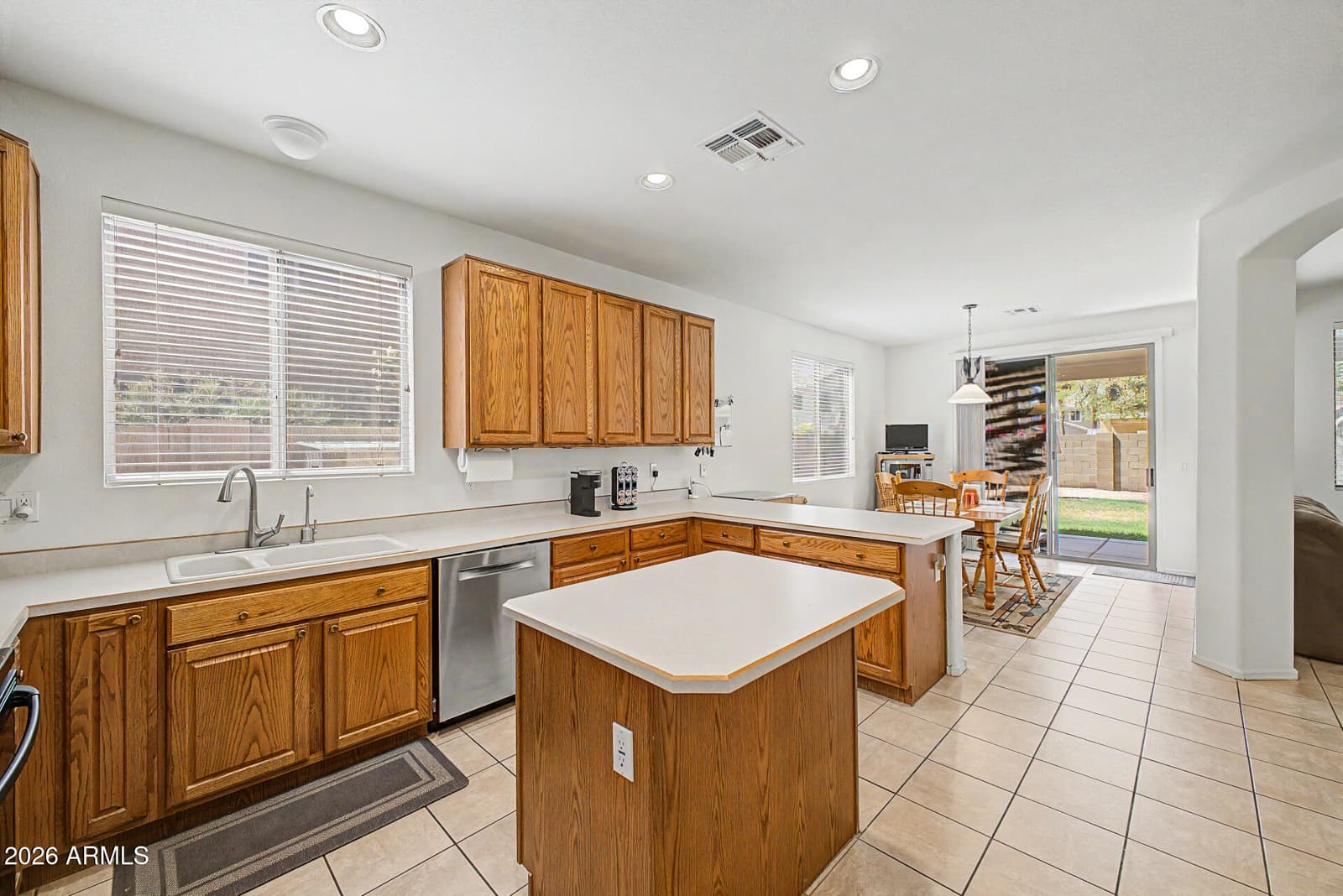 460 W EBONY Way, Chandler, AZ 85248 — photo 3 of 28
