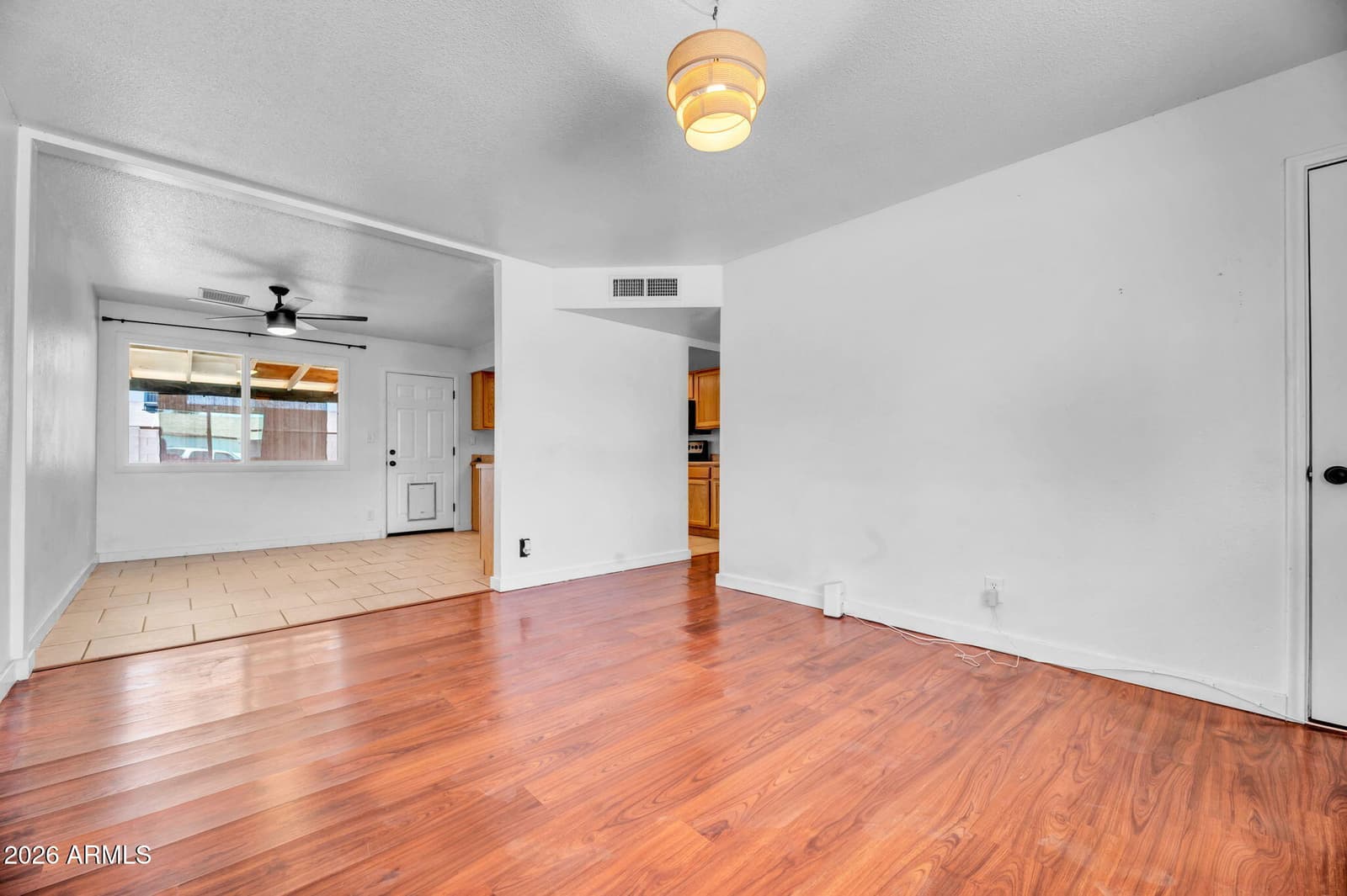 3604 S CUTLER Drive, Tempe, AZ 85282 — photo 6 of 23