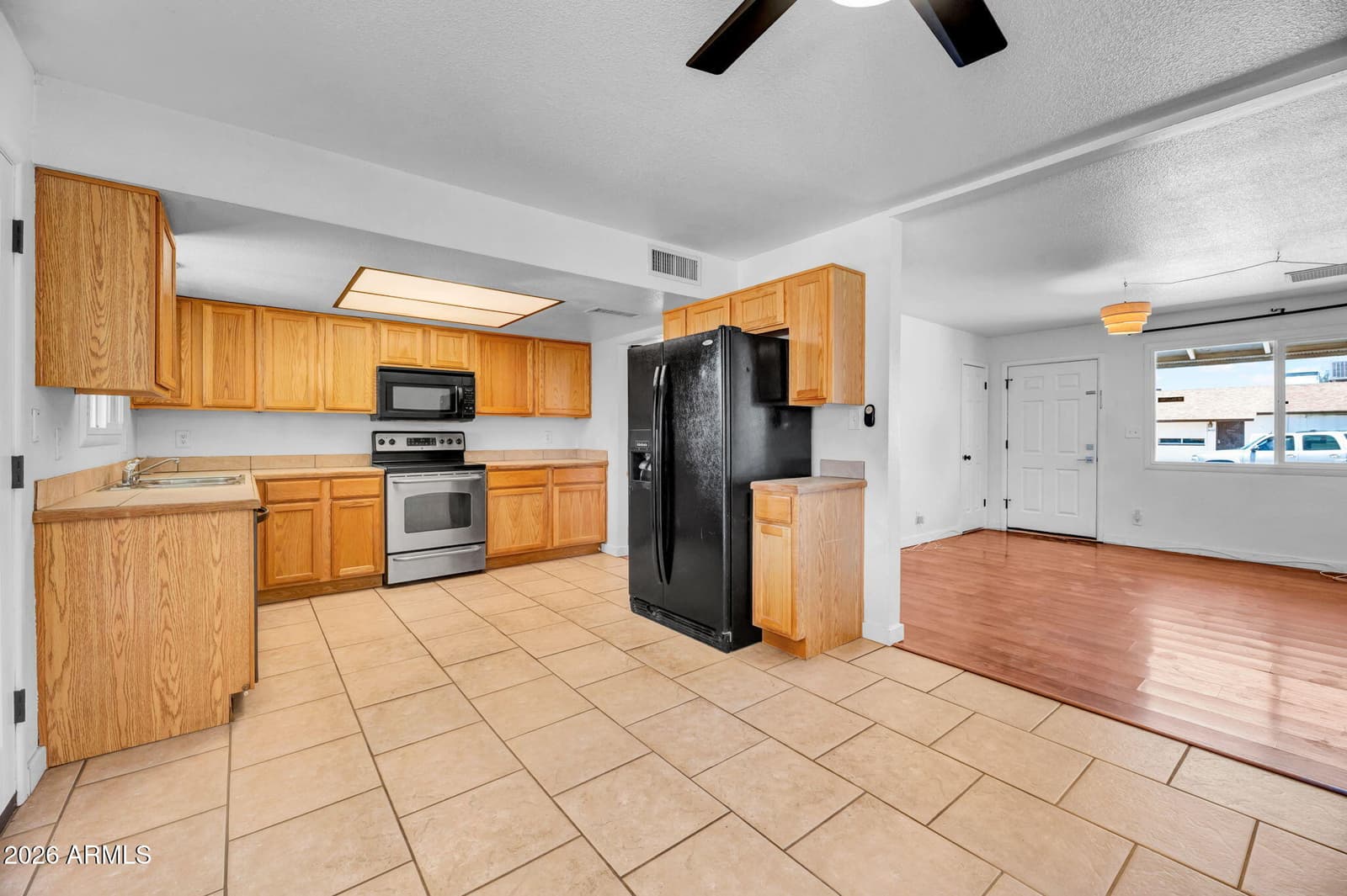 3604 S CUTLER Drive, Tempe, AZ 85282 — photo 10 of 23
