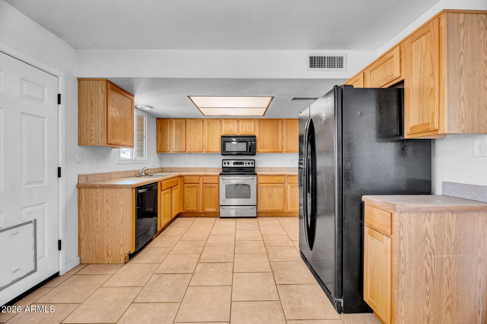 3604 S CUTLER Drive, Tempe, AZ 85282 — photo 11 of 23