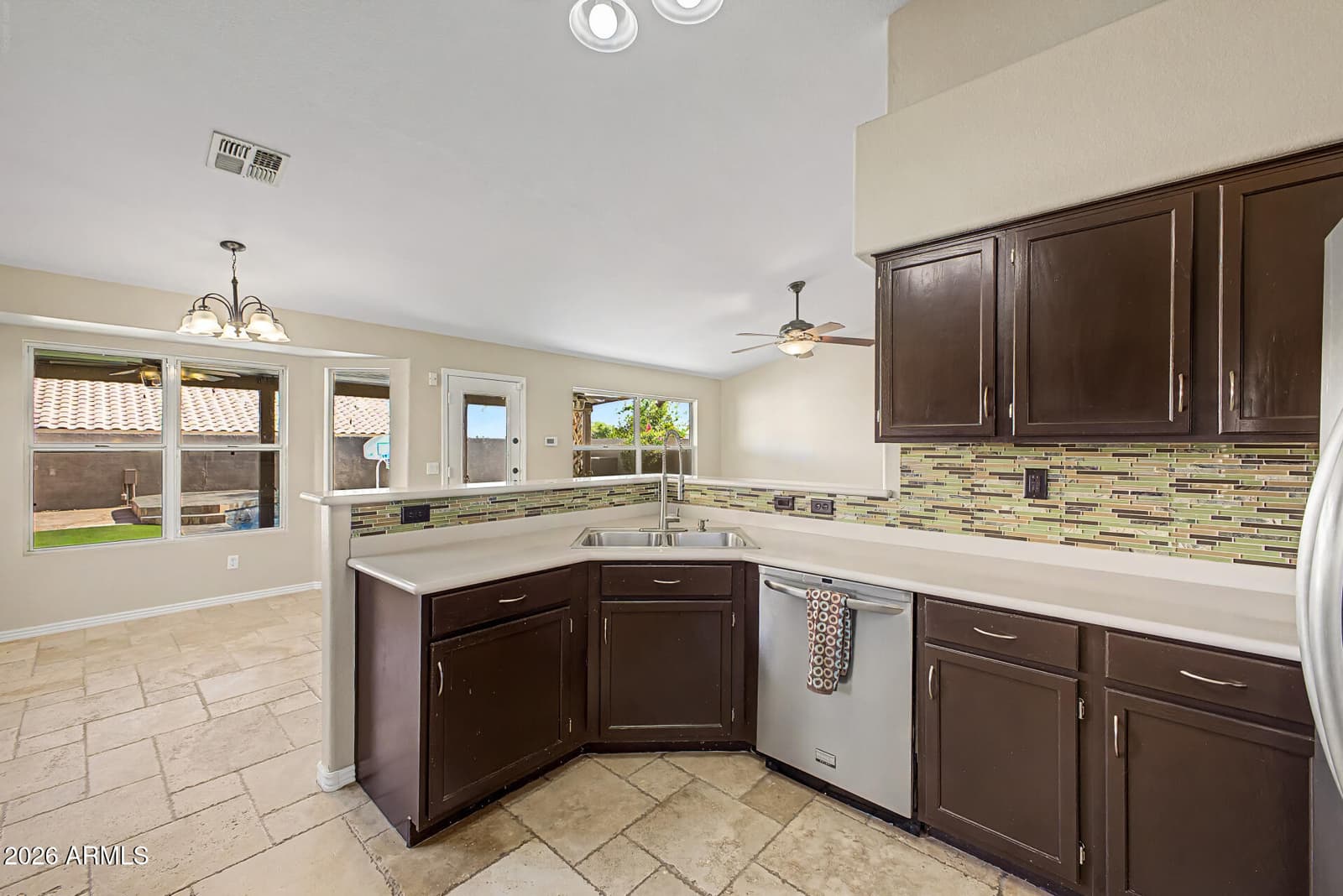 4031 E CATHEDRAL ROCK Drive, Phoenix, AZ 85044 — photo 10 of 34