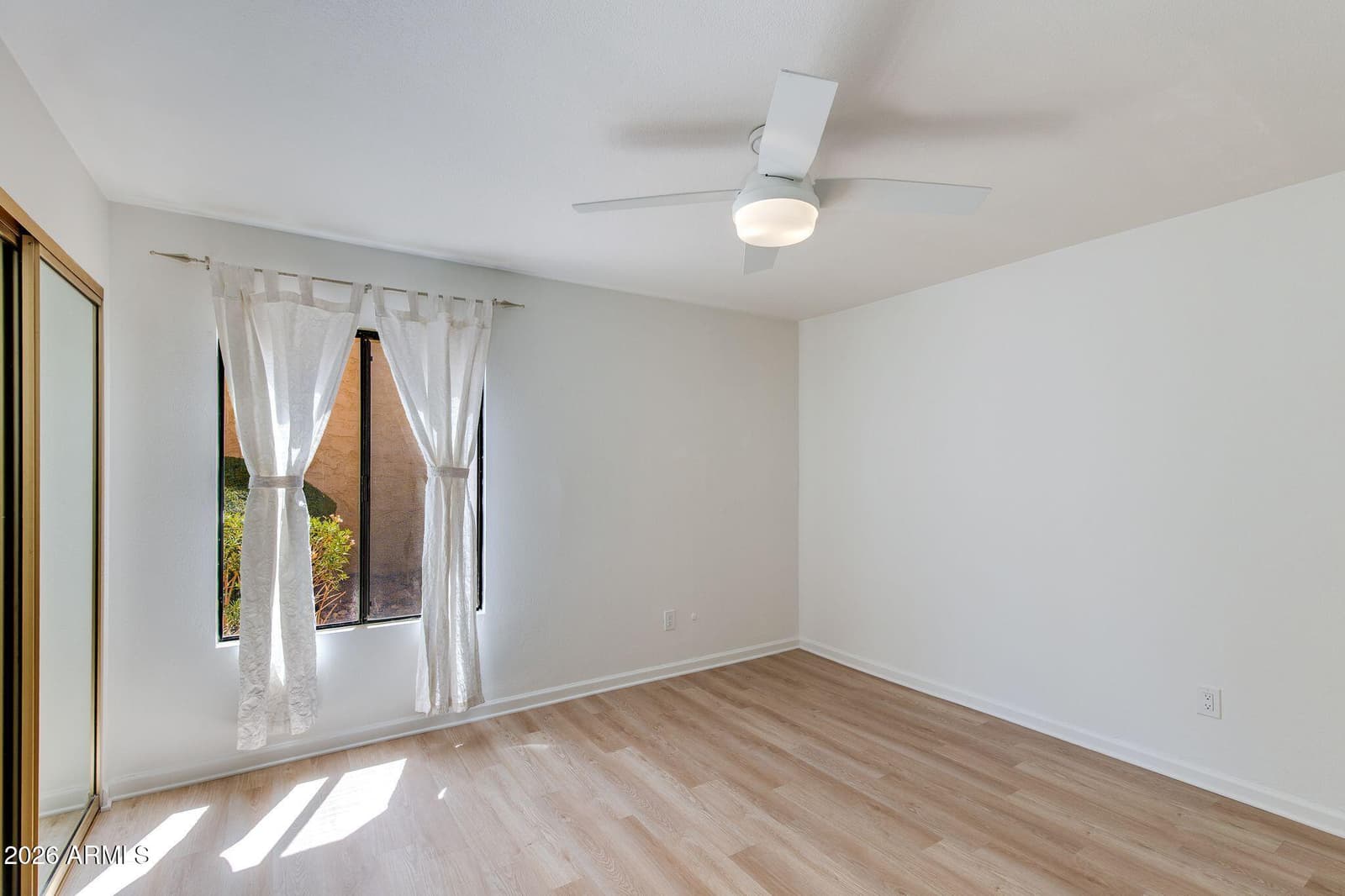 4950 N MILLER Road 116, Scottsdale, AZ 85251 — photo 13 of 40