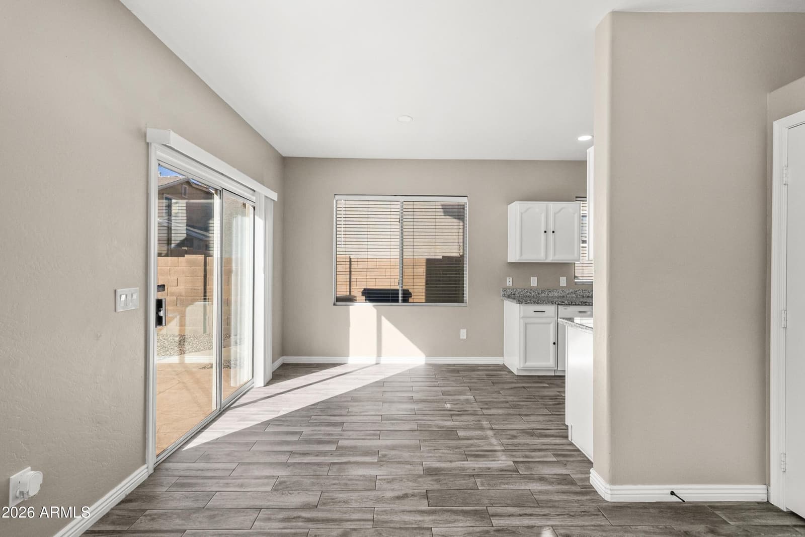 4133 W MALDONADO Road, Phoenix, AZ 85041 — photo 8 of 22