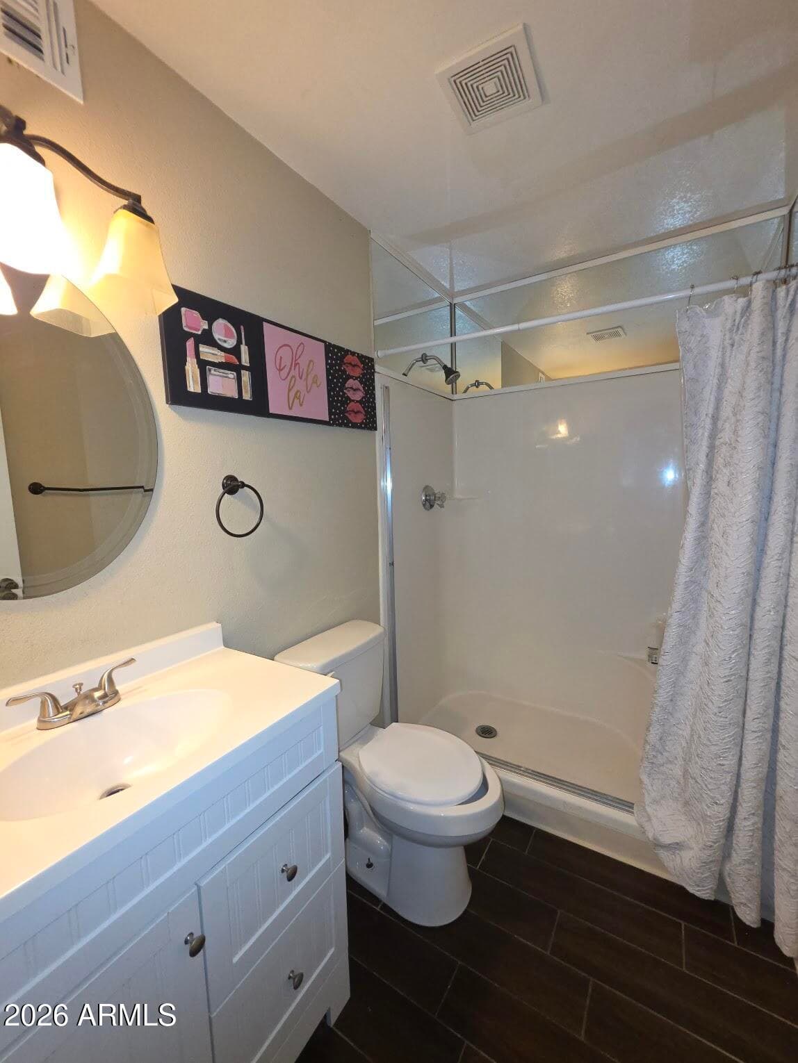 5719 N 44th Lane, Glendale, AZ 85301 — photo 10 of 25
