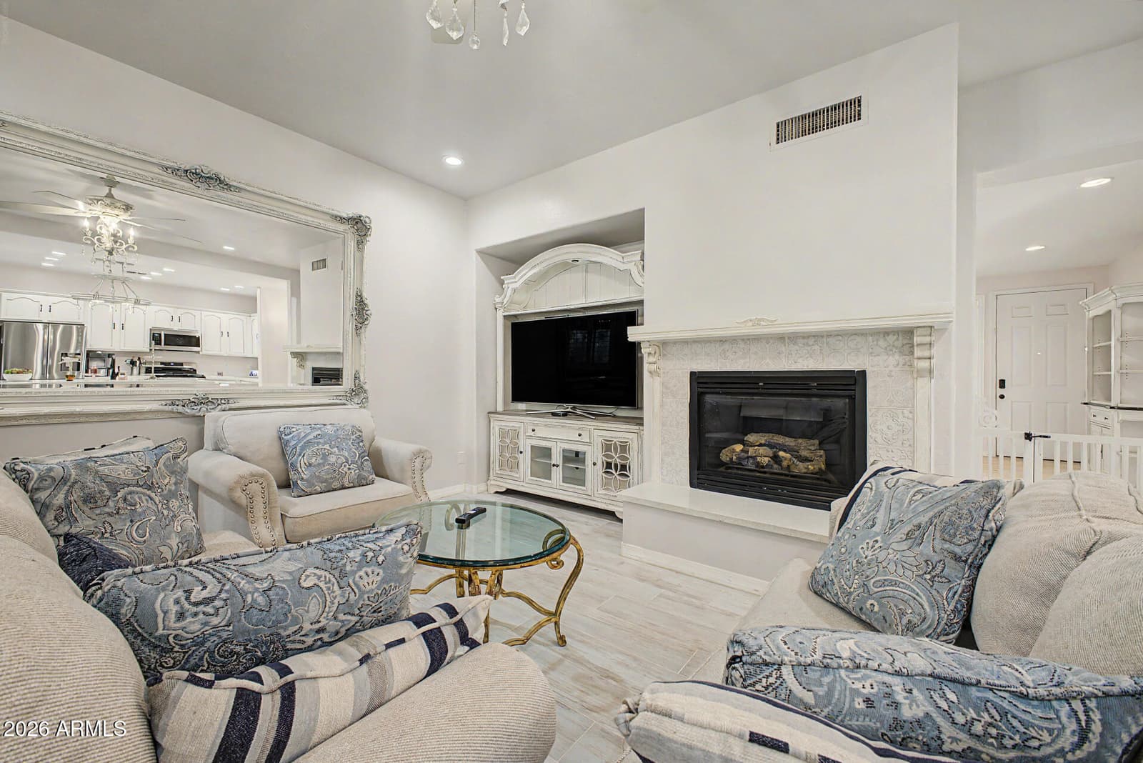 4657 E CABRILLO Drive, Gilbert, AZ 85297 — photo 11 of 66