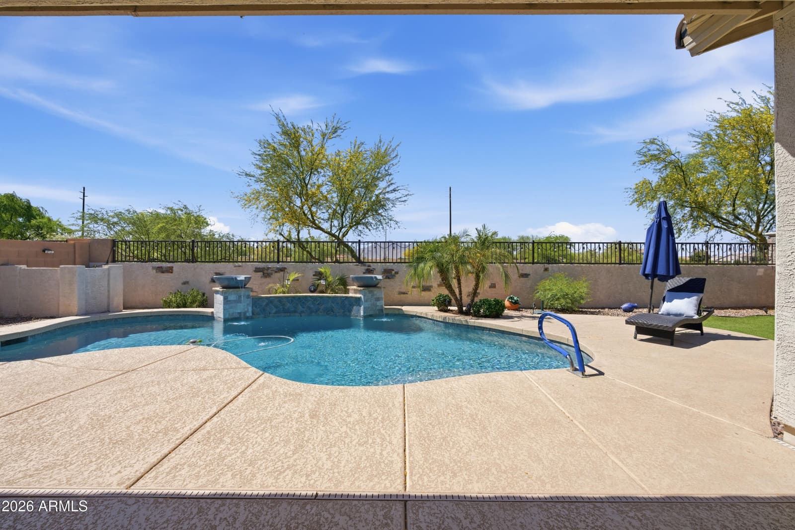 3627 E BLUE SPRUCE Lane, Gilbert, AZ 85298 — photo 8 of 79