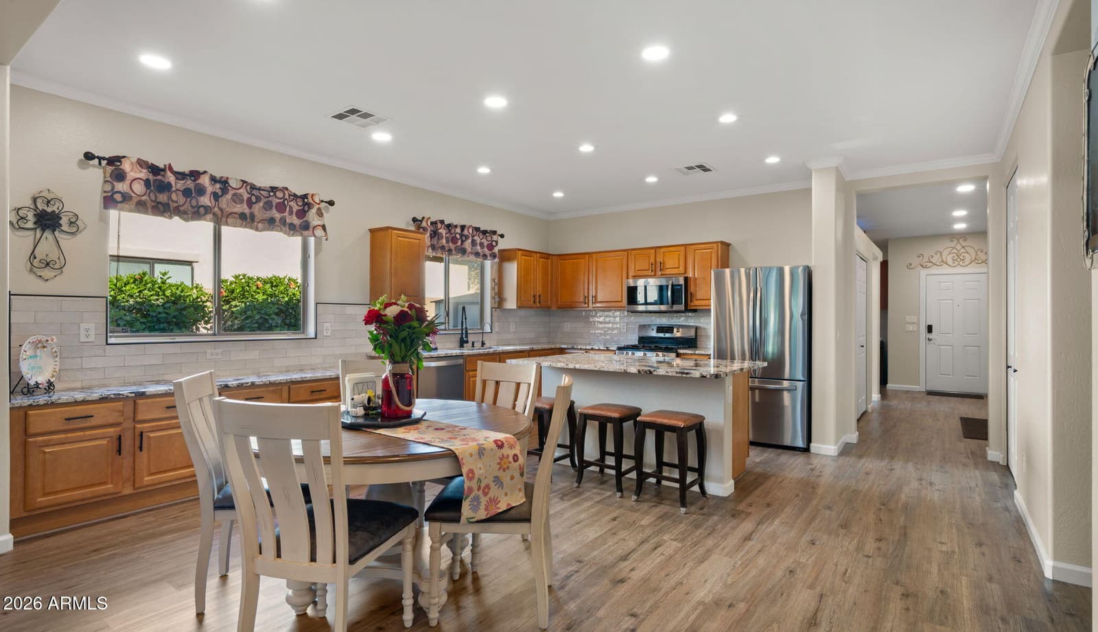 1444 E AZALEA Drive, Gilbert, AZ 85298 — photo 4 of 48