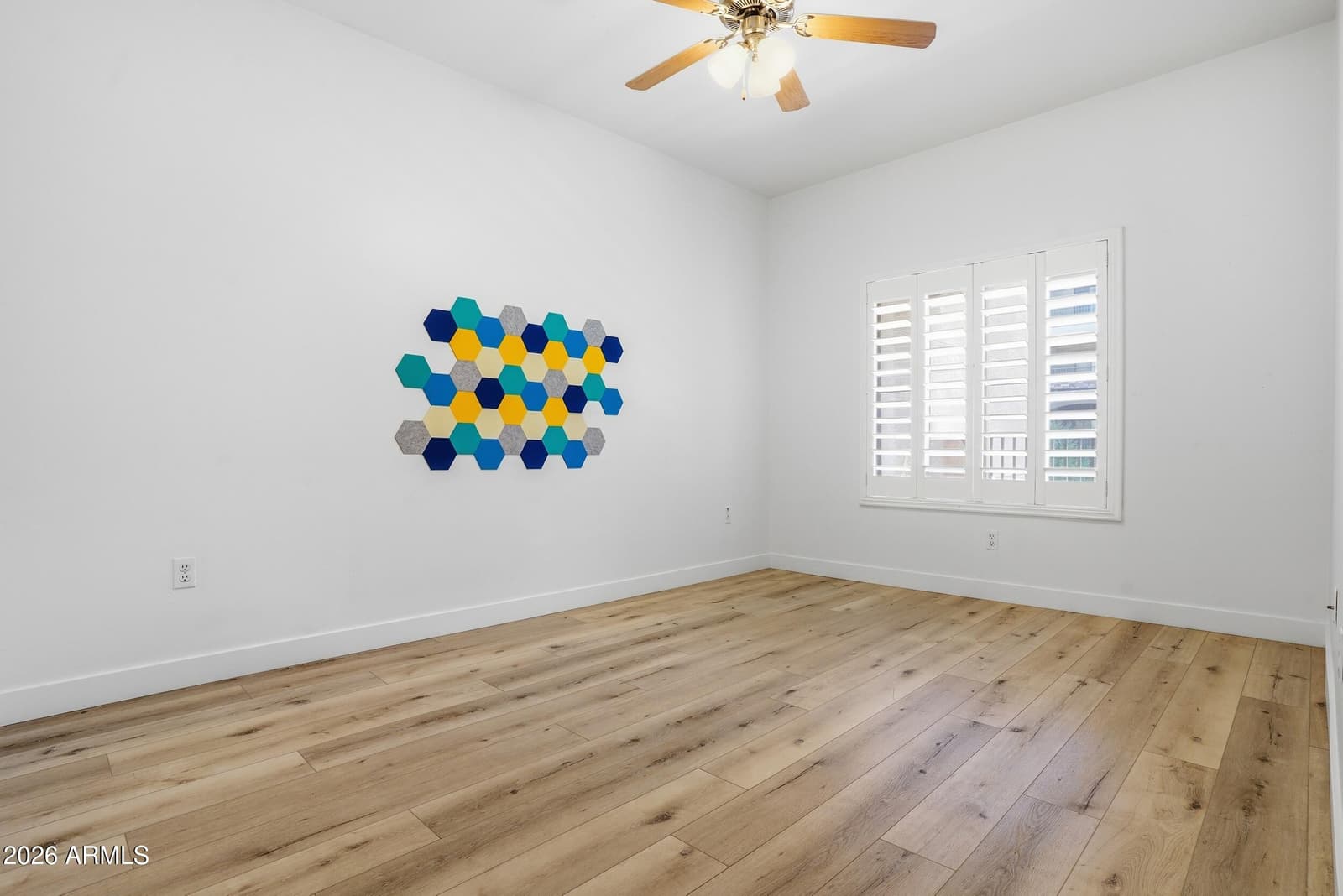 5350 E DEER VALLEY Drive 2435, Phoenix, AZ 85054 — photo 14 of 31