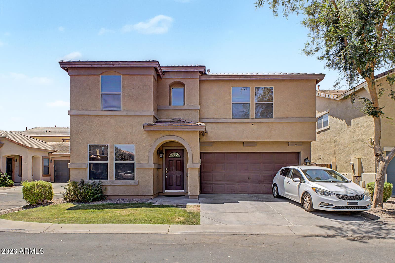 2165 S LUTHER Avenue, Mesa, AZ 85209 — photo 2 of 38