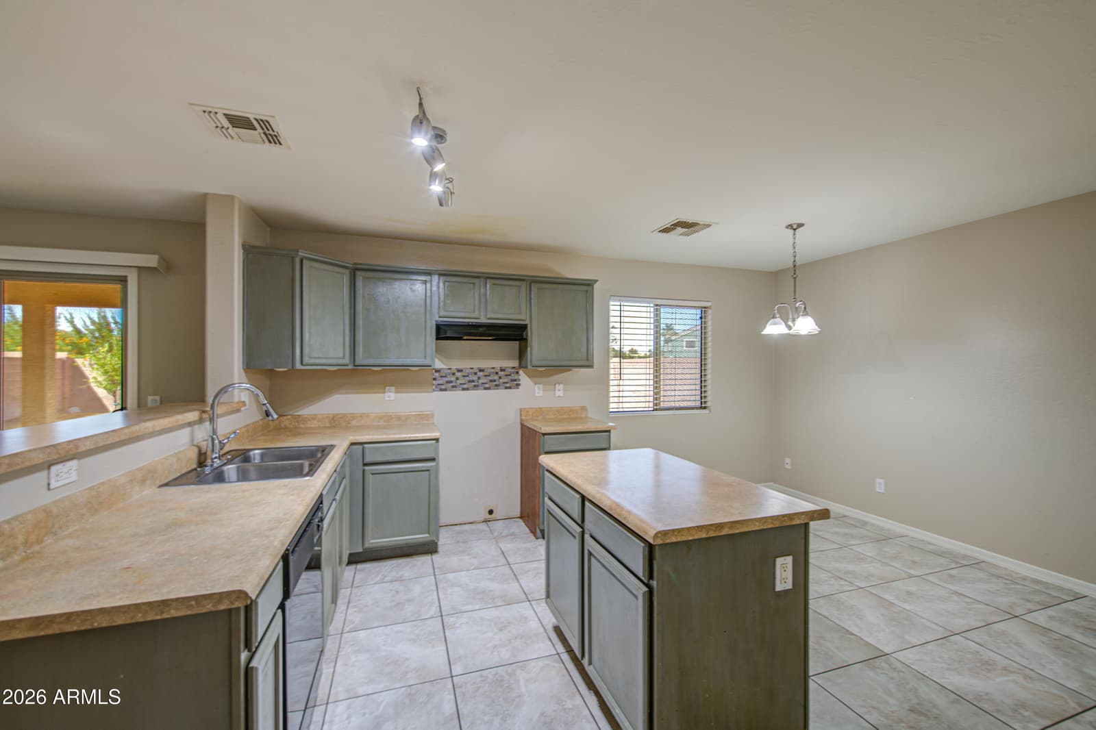 8506 W LUKEN Way, Tolleson, AZ 85353 — photo 10 of 30