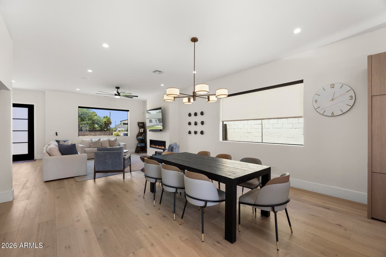 4546 E CAMPBELL Avenue, Phoenix, AZ 85018 — photo 14 of 56