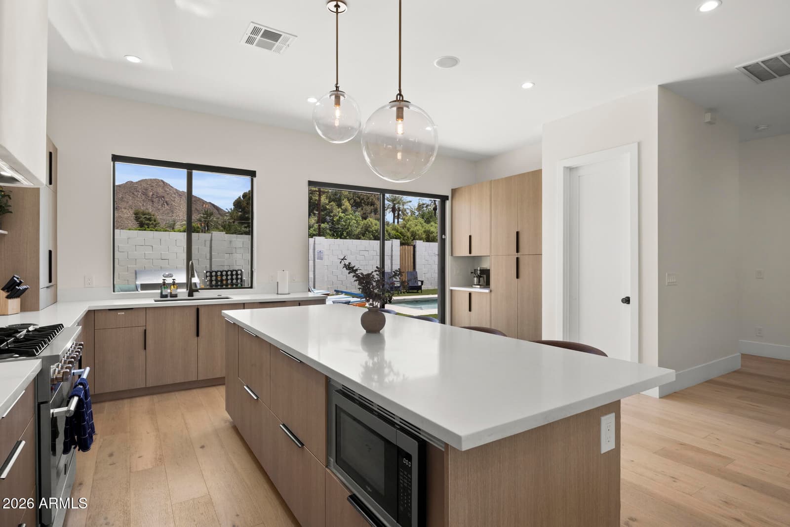 4546 E CAMPBELL Avenue, Phoenix, AZ 85018 — photo 19 of 56