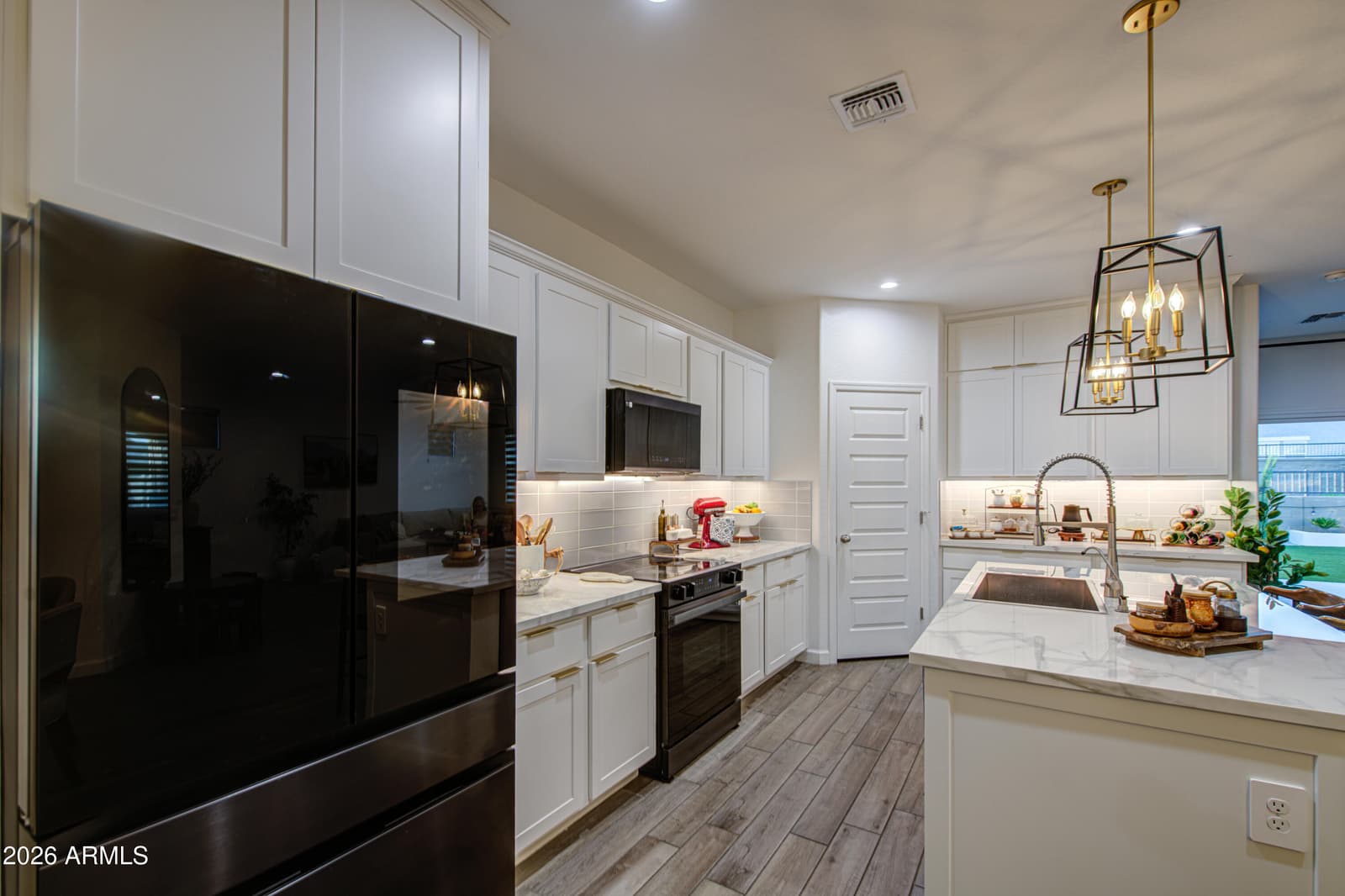 2968 W SHANLEY Avenue, Apache Junction, AZ 85120 — photo 14 of 133
