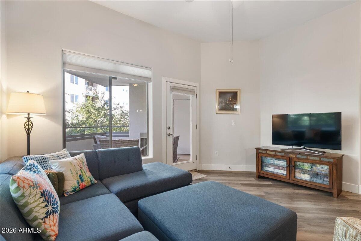 945 E PLAYA DEL NORTE Drive 2022, Tempe, AZ 85288 — photo 12 of 47