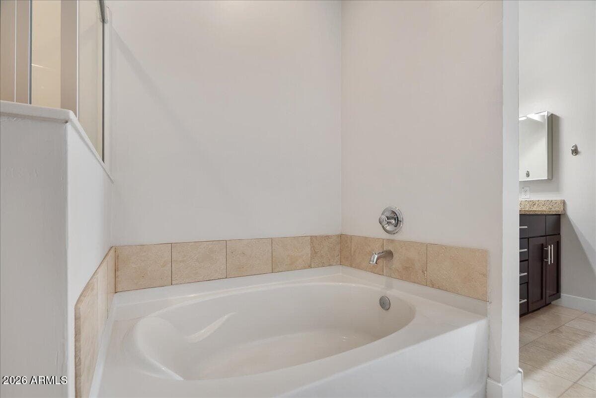945 E PLAYA DEL NORTE Drive 2022, Tempe, AZ 85288 — photo 22 of 47