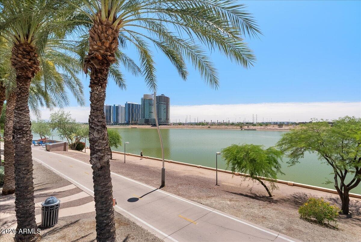 945 E PLAYA DEL NORTE Drive 2022, Tempe, AZ 85288 — photo 39 of 47