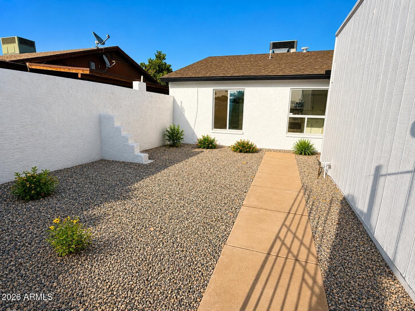 9419 N 53RD Avenue, Glendale, AZ 85302 — photo 2 of 15