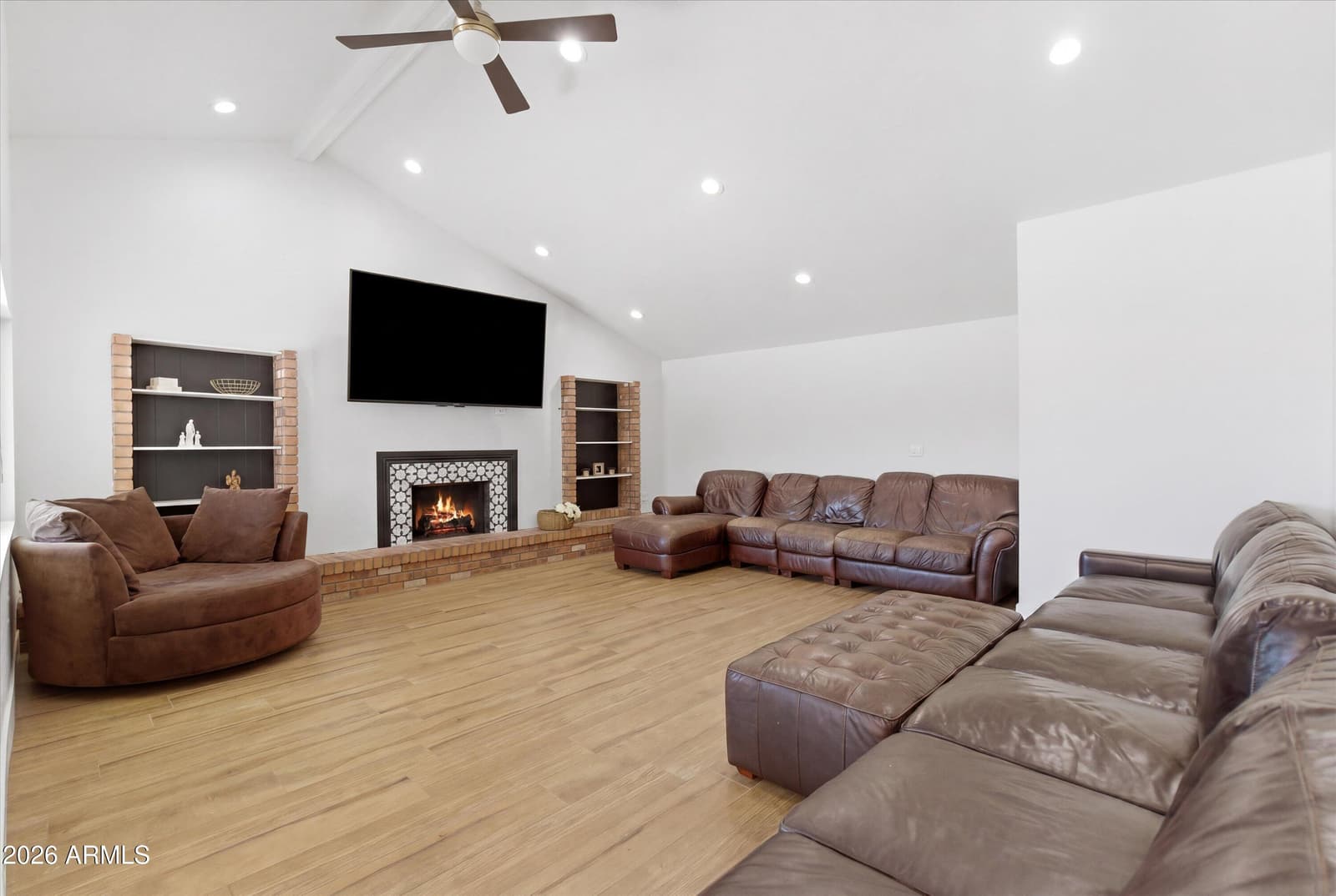 1655 E GLADE Avenue, Mesa, AZ 85204 — photo 13 of 43