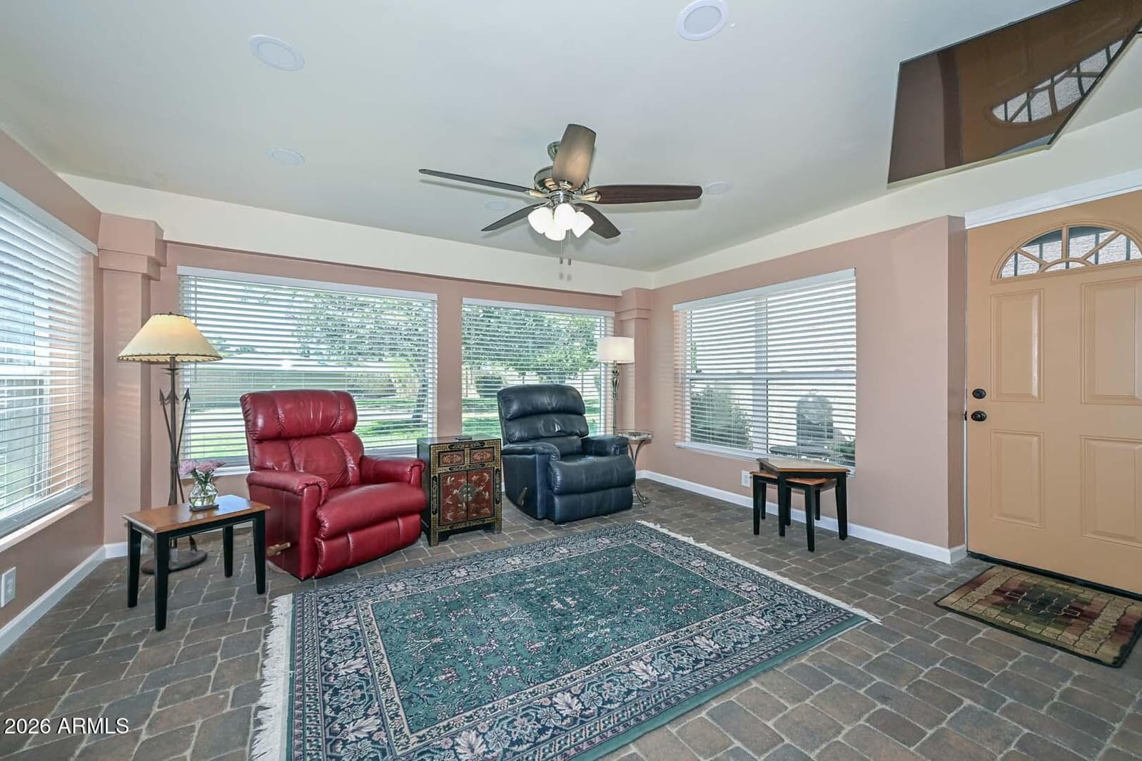 9834 W KERRY Lane, Peoria, AZ 85382 — photo 5 of 34