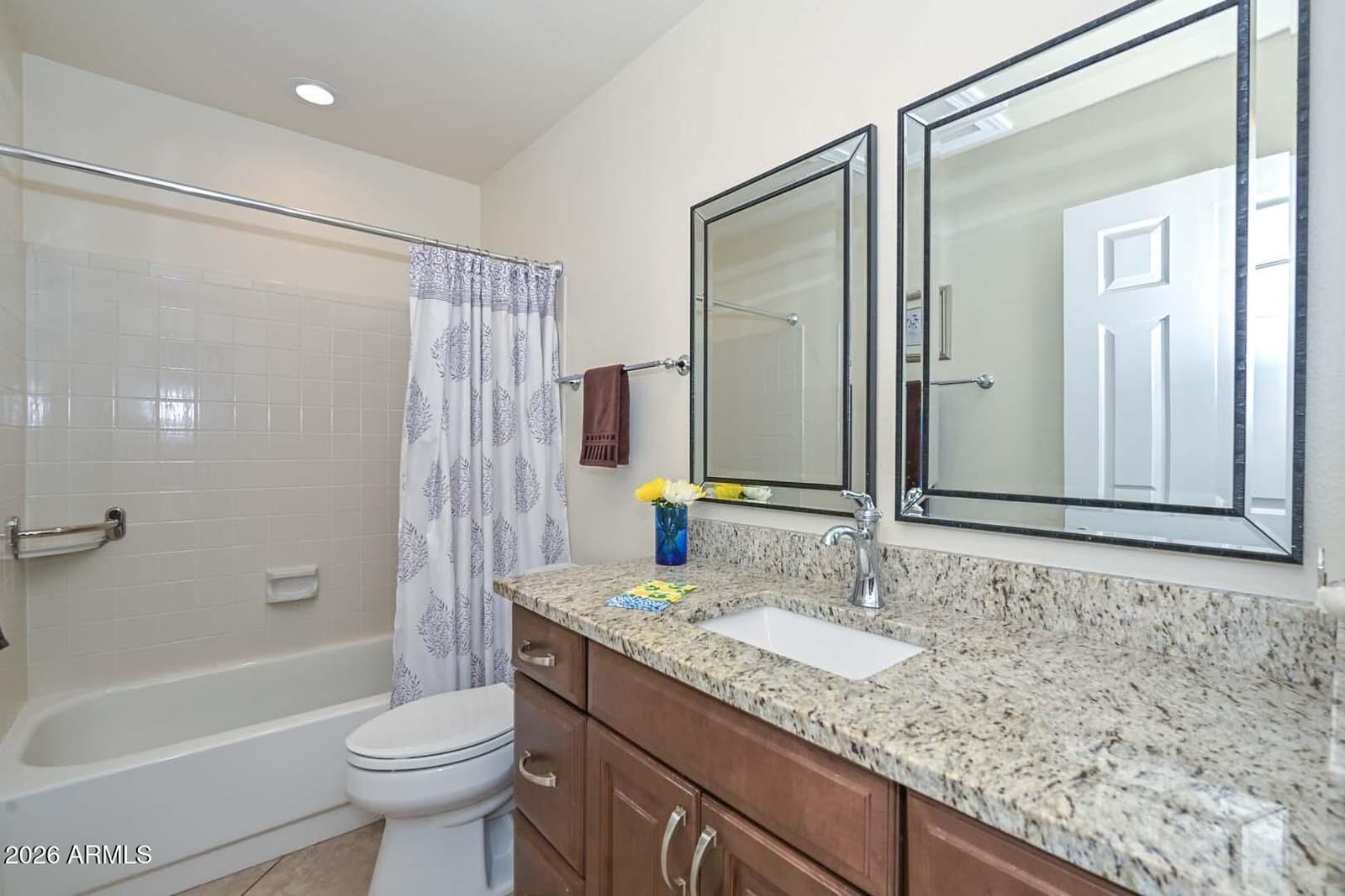 9834 W KERRY Lane, Peoria, AZ 85382 — photo 9 of 34