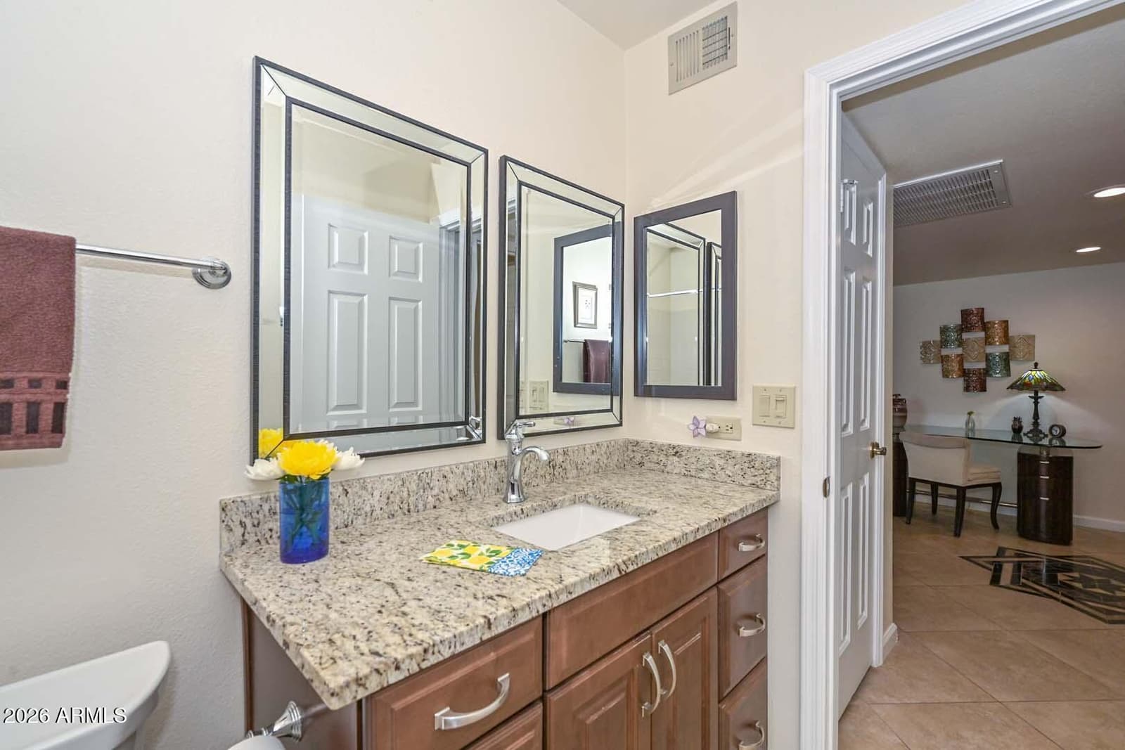9834 W KERRY Lane, Peoria, AZ 85382 — photo 12 of 34