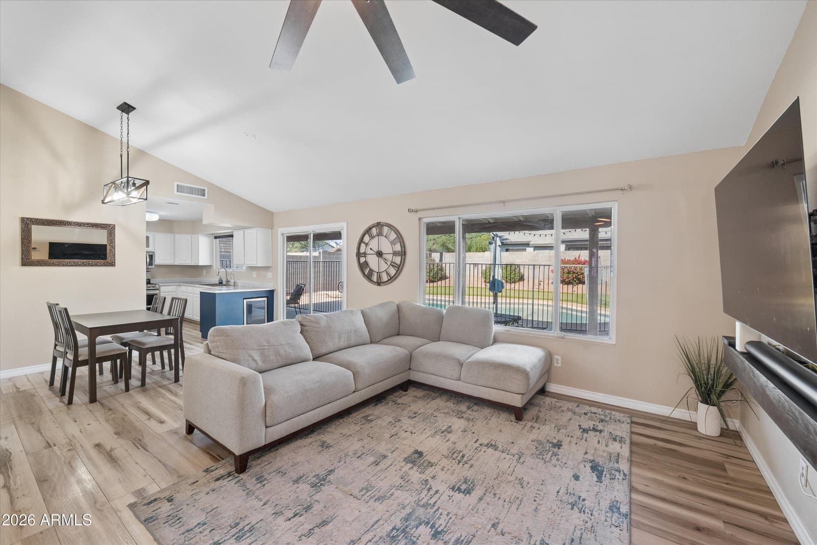 20615 N 4TH Avenue, Phoenix, AZ 85027 — photo 3 of 31