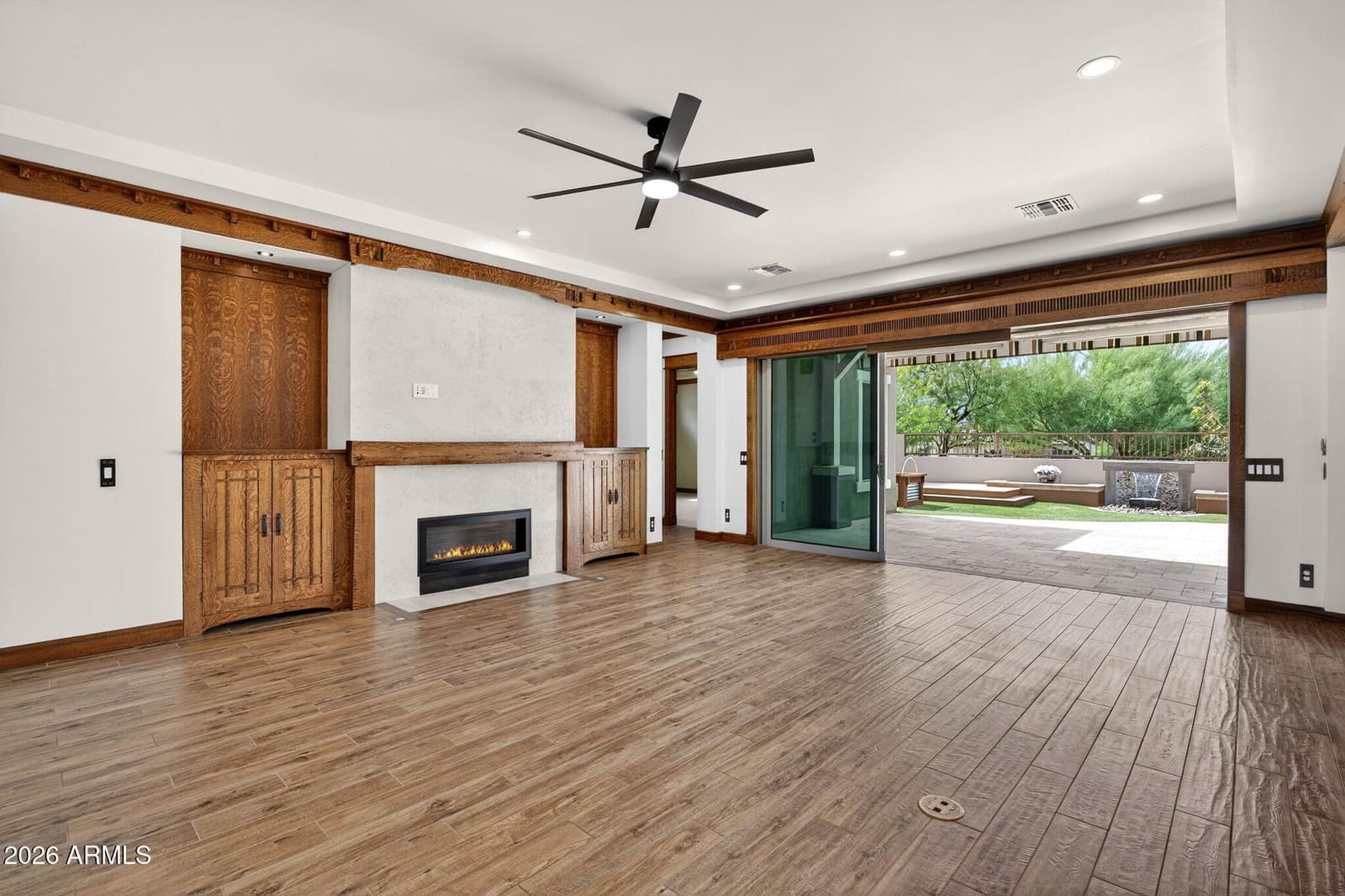 3123 E CAT BALUE Drive, Phoenix, AZ 85050 — photo 8 of 40