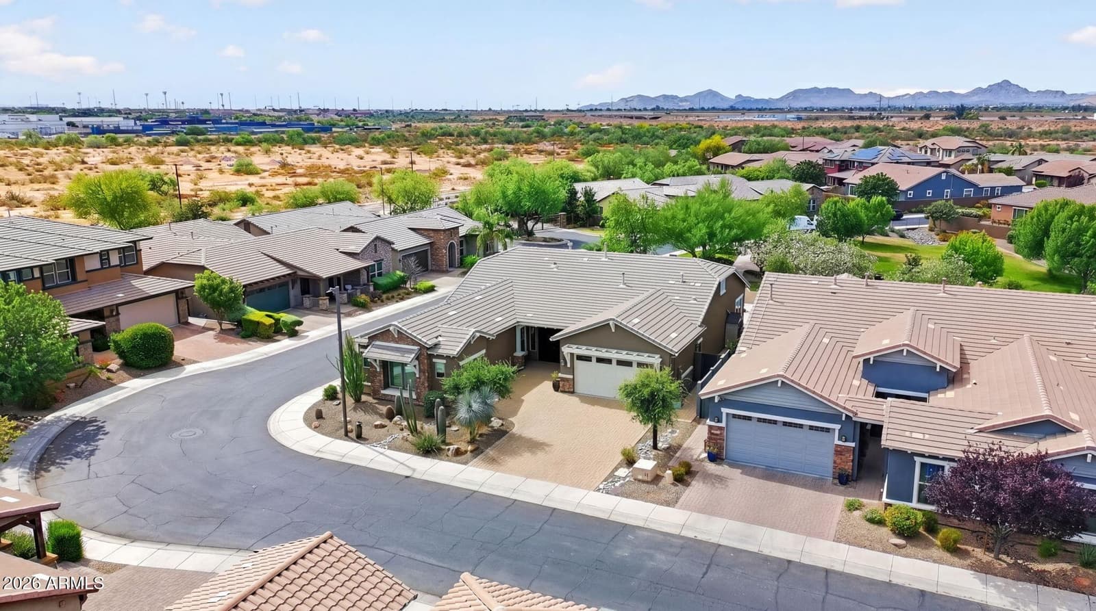 3123 E CAT BALUE Drive, Phoenix, AZ 85050 — photo 30 of 40