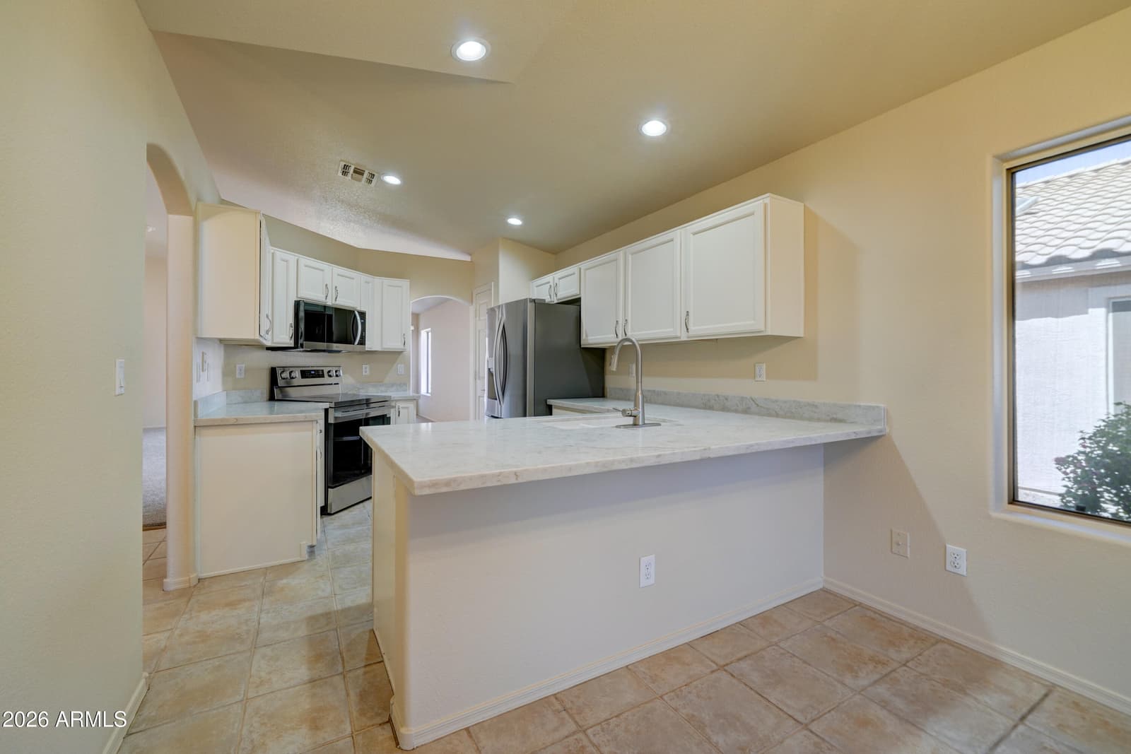 6661 W AURORA Drive, Glendale, AZ 85308 — photo 13 of 40