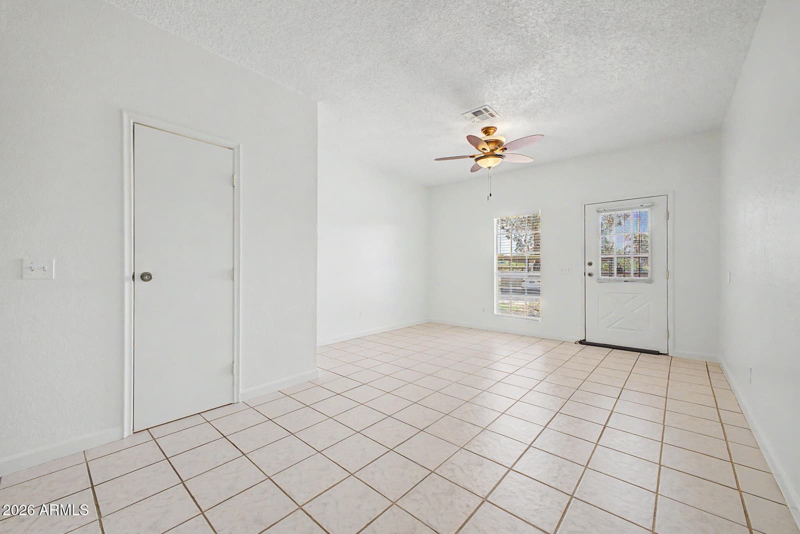 3406 W JULIE Drive 3, Phoenix, AZ 85027 — photo 8 of 18