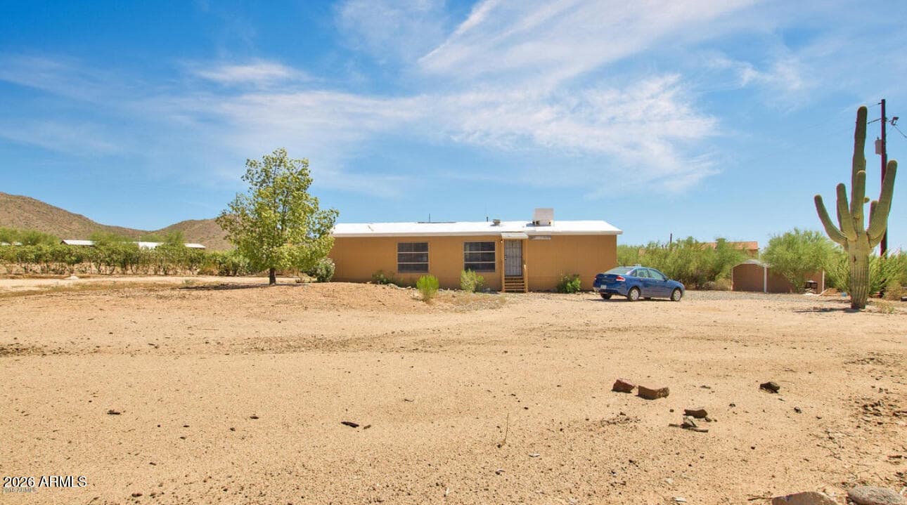 39805 N NEW RIVER Road, Phoenix, AZ 85086 — photo 3 of 25