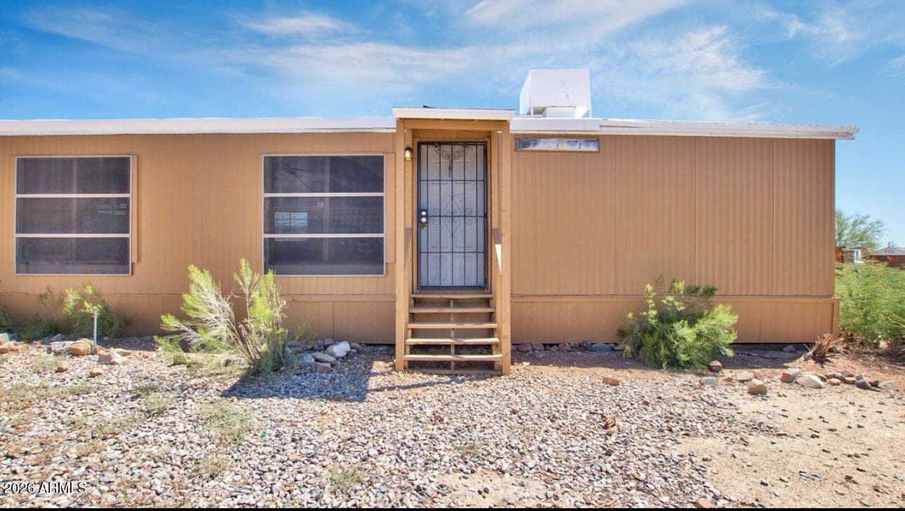 39805 N NEW RIVER Road, Phoenix, AZ 85086 — photo 5 of 25