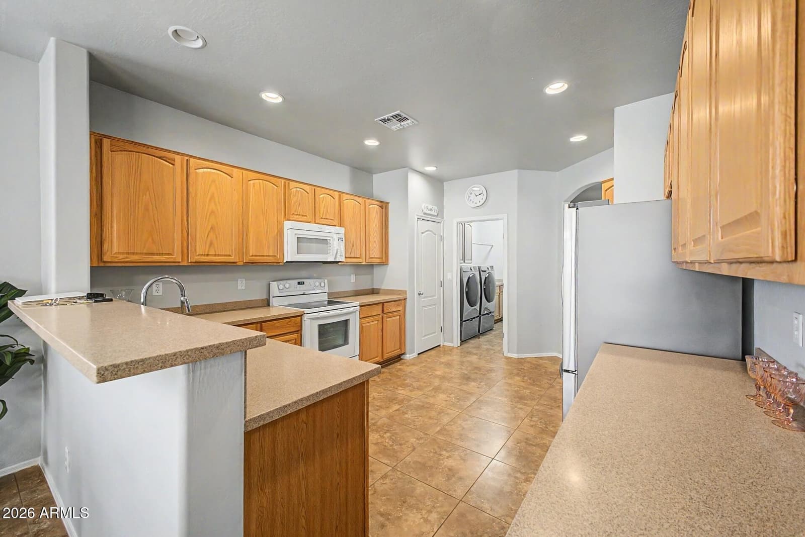 9202 W BENT TREE Drive, Peoria, AZ 85383 — photo 16 of 42