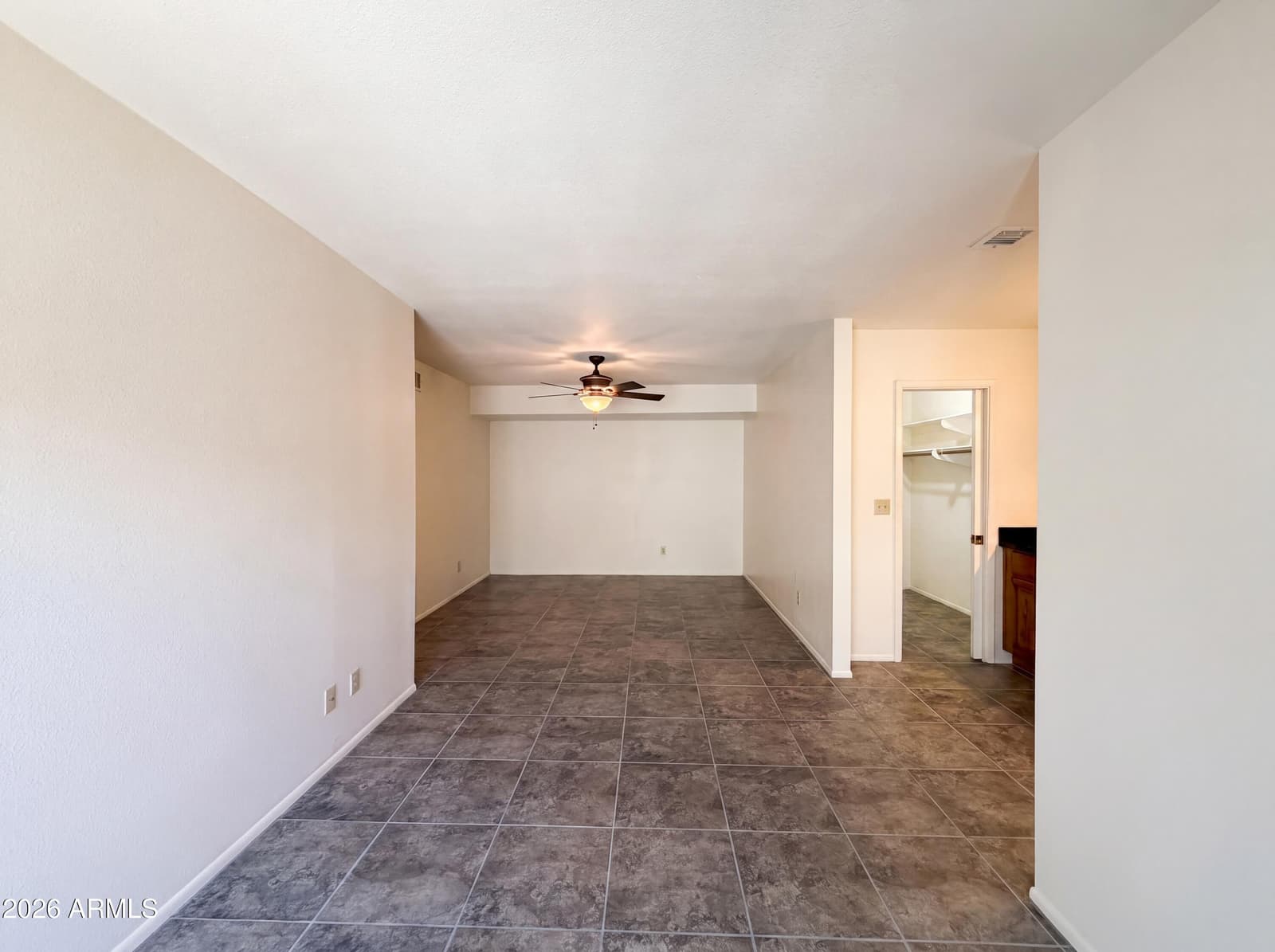 2346 E MESCAL Street, Phoenix, AZ 85028 — photo 9 of 24