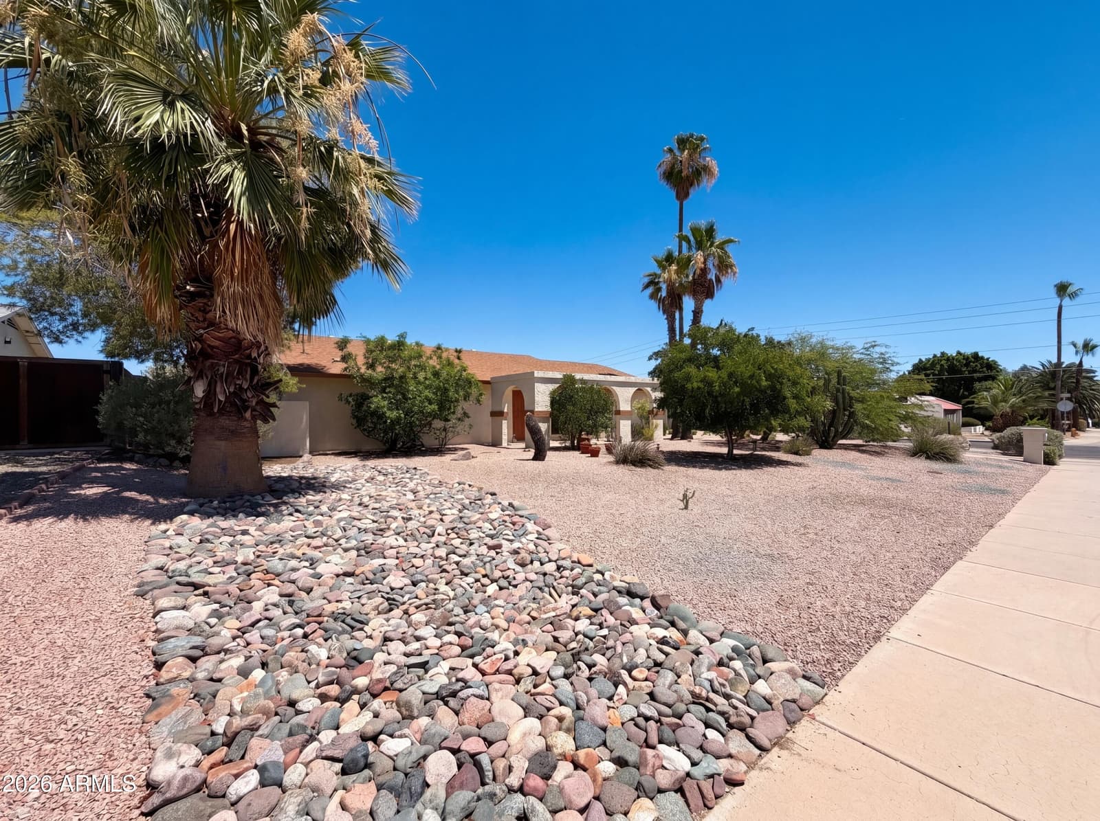 2346 E MESCAL Street, Phoenix, AZ 85028 — photo 21 of 24