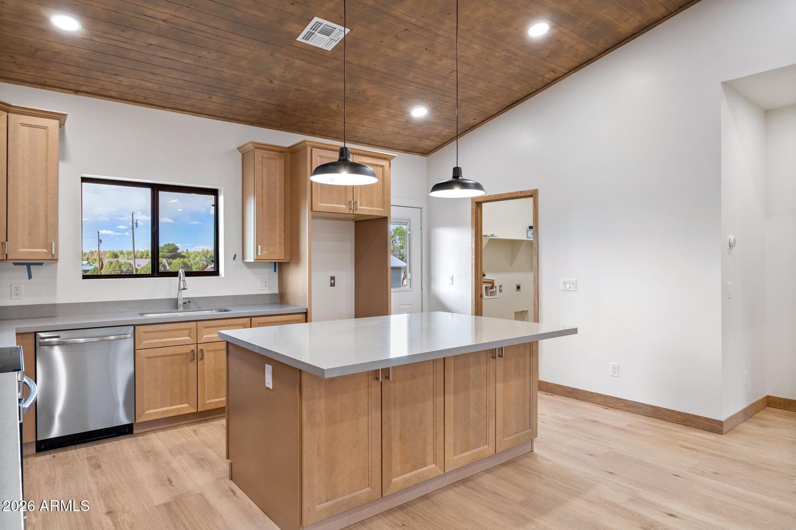 2202 PAGE Drive, Overgaard, AZ 85933 — photo 10 of 31