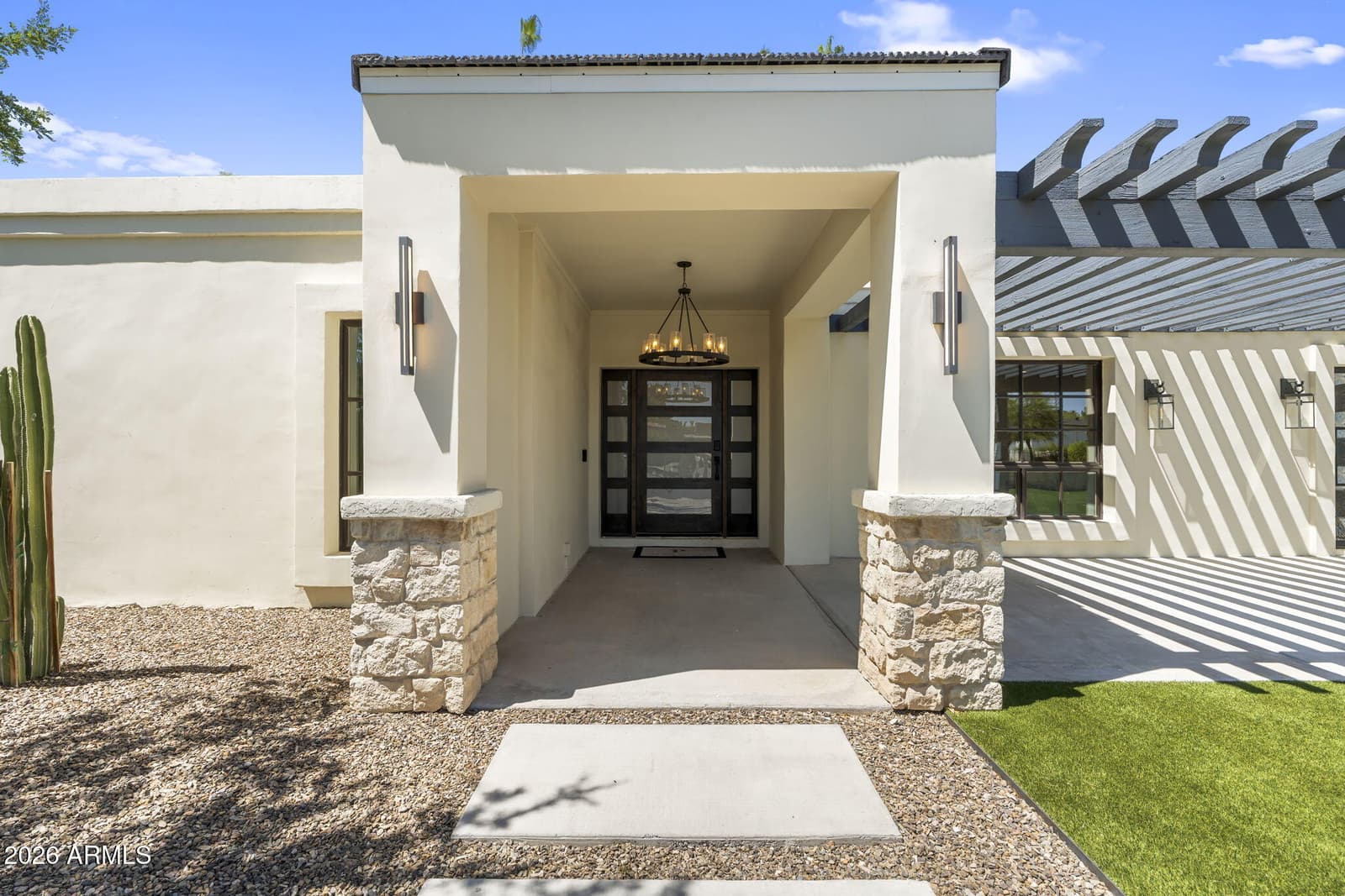 302 W PINE VALLEY Drive, Phoenix, AZ 85023 — photo 5 of 61
