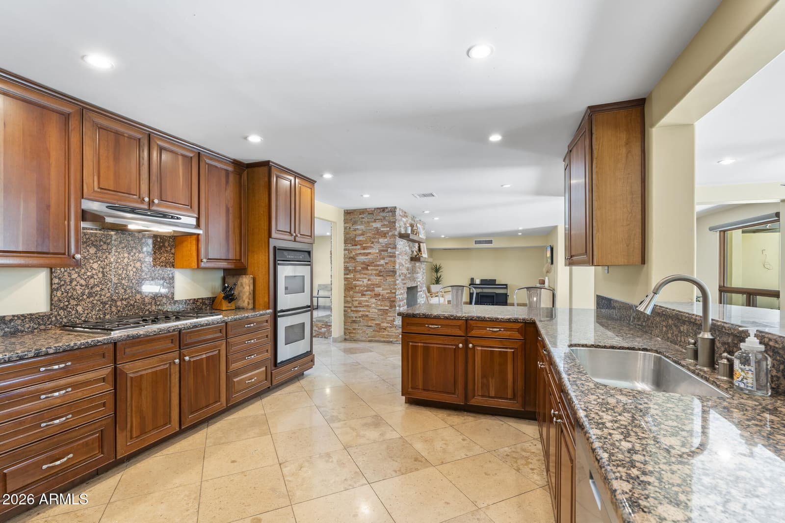 302 W PINE VALLEY Drive, Phoenix, AZ 85023 — photo 22 of 61