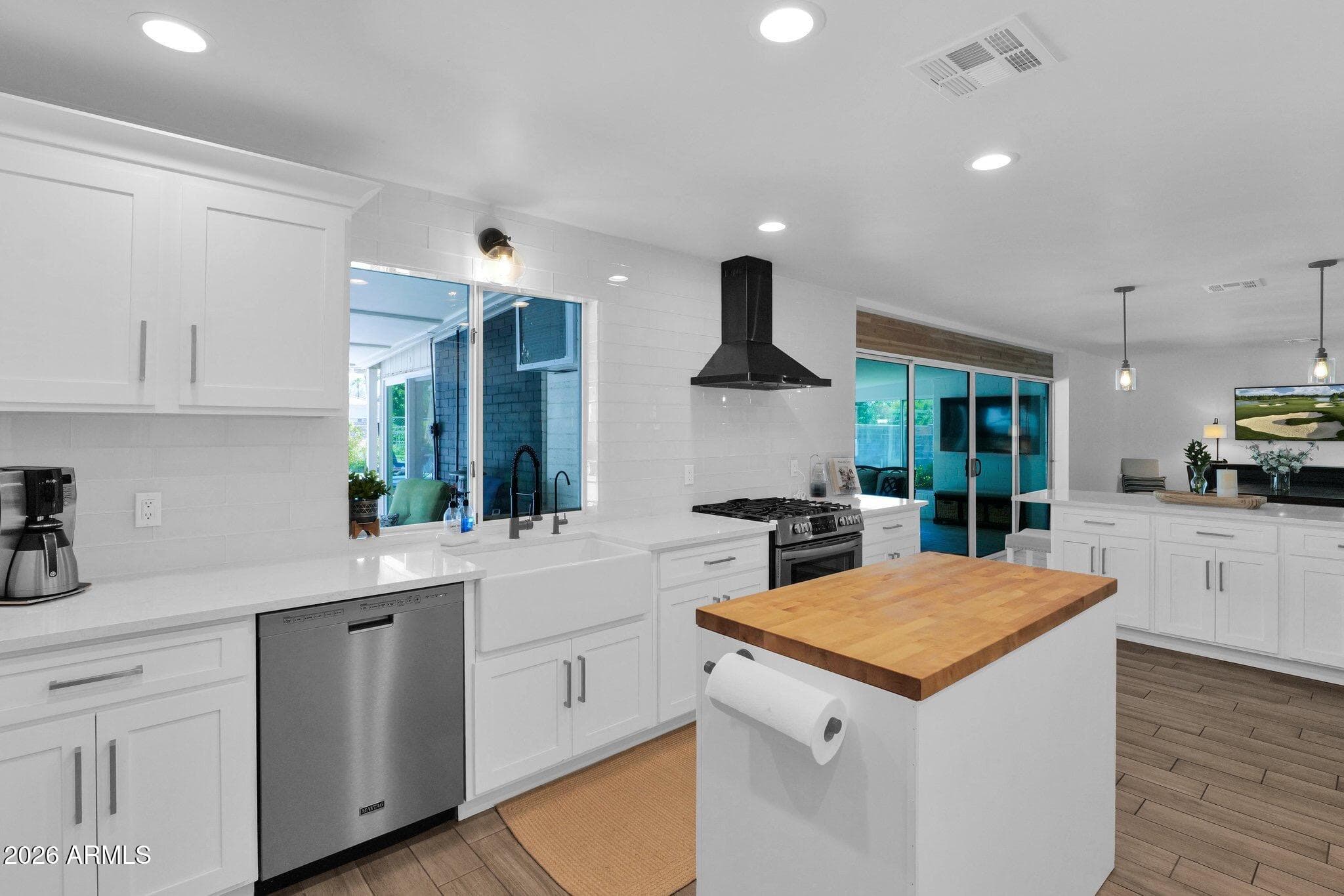 7741 N 16TH Lane, Phoenix, AZ 85021 — photo 14 of 57
