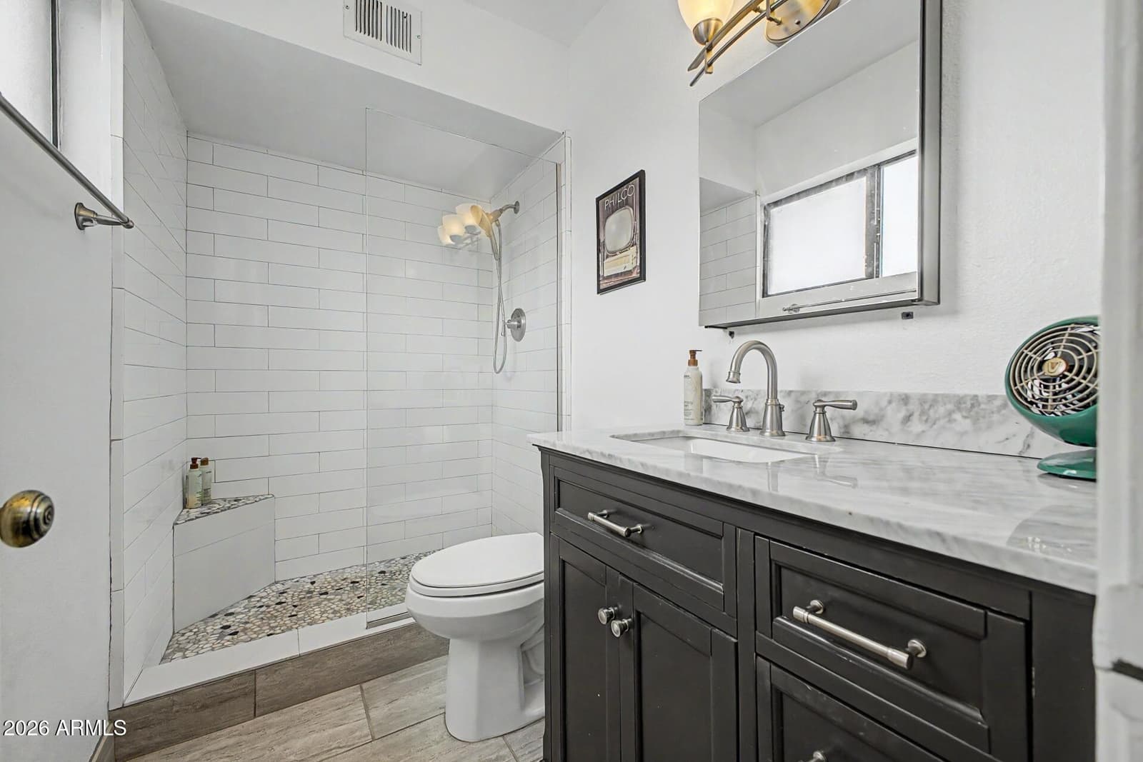 749 E MONTEBELLO Avenue 128, Phoenix, AZ 85014 — photo 10 of 19