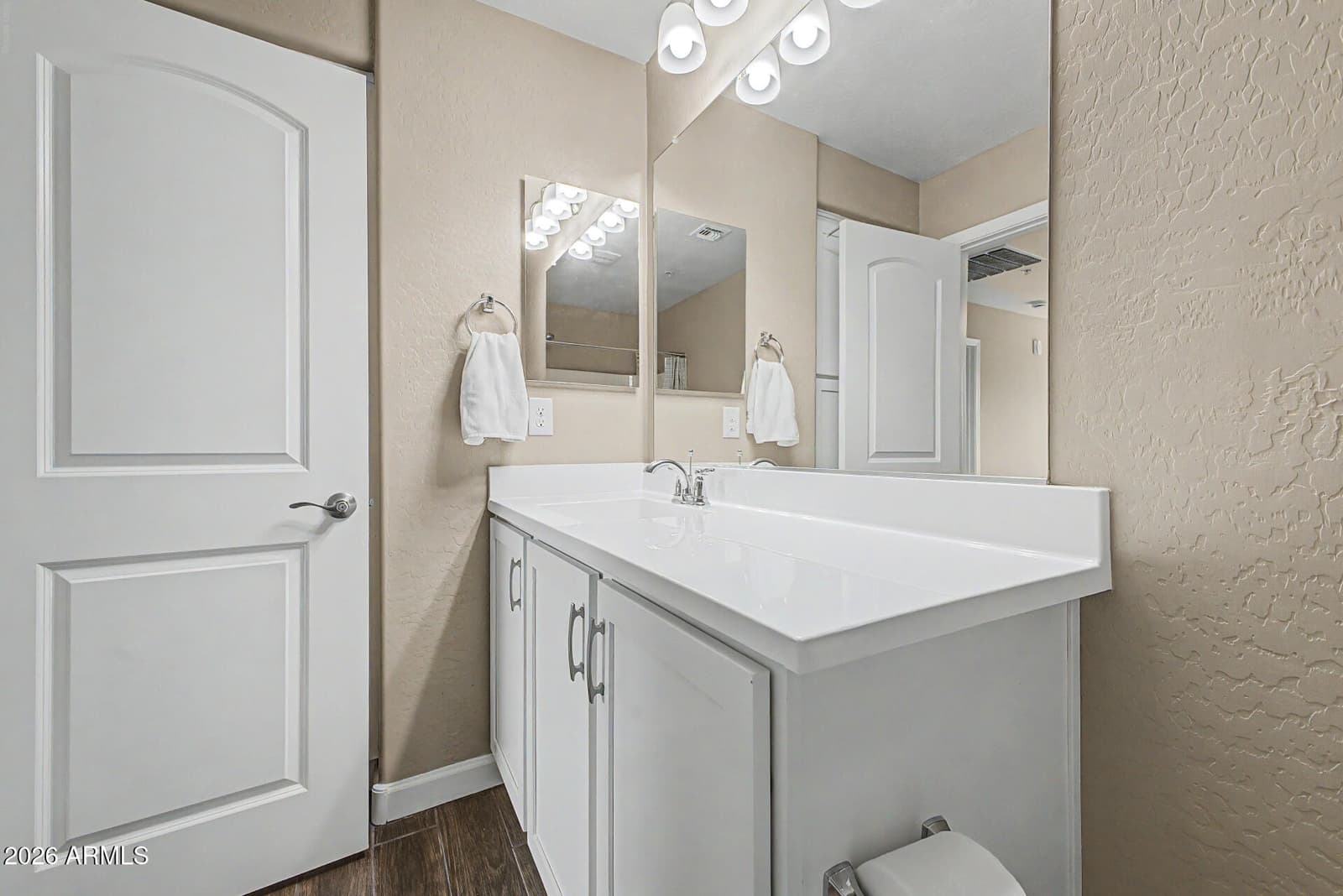 240 W JUNIPER Avenue 1116, Gilbert, AZ 85233 — photo 25 of 58
